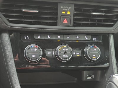 2019 Volkswagen Jetta R-Line
