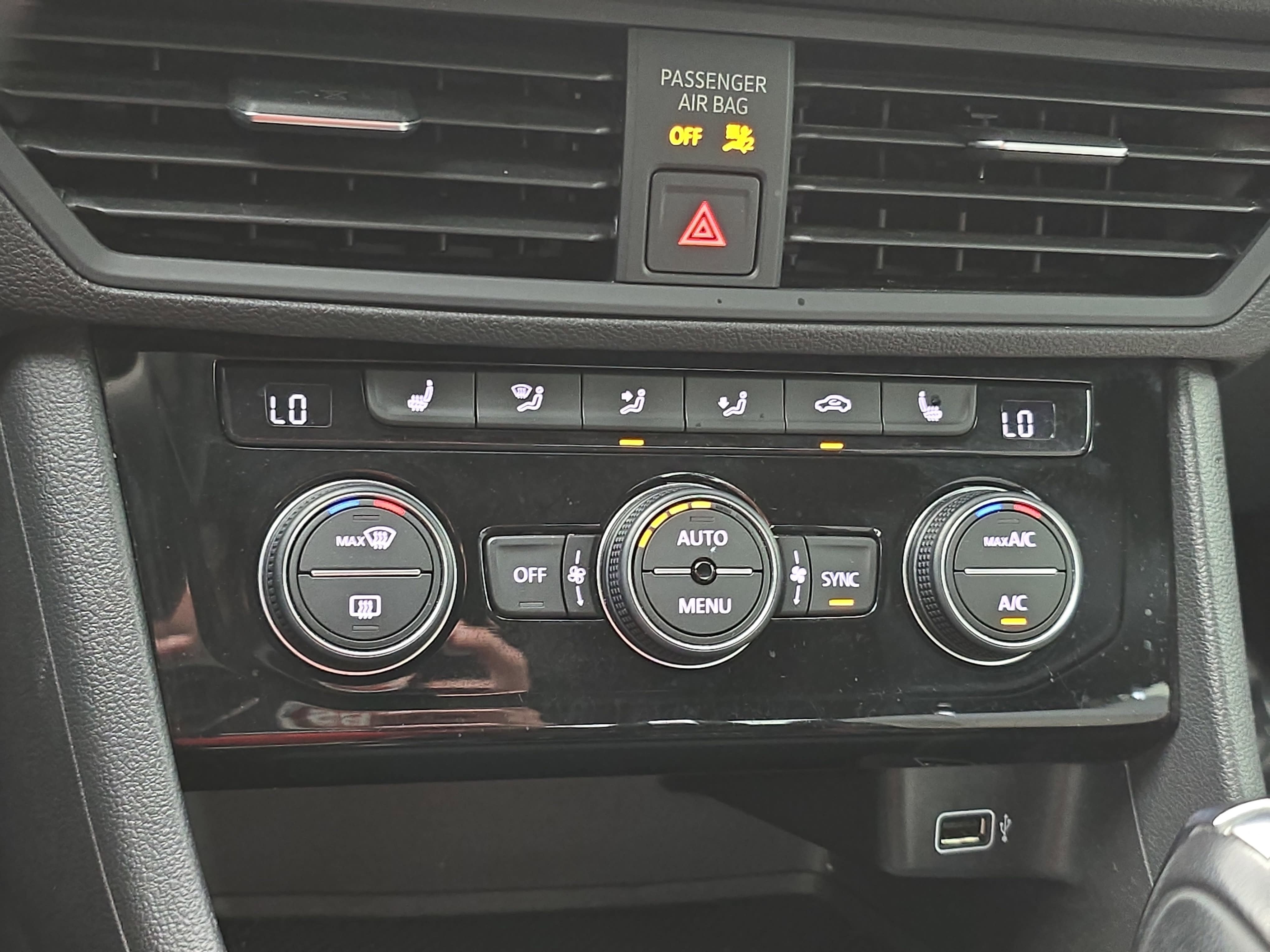 2019 Volkswagen Jetta R-Line