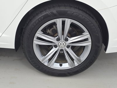 2019 Volkswagen Jetta R-Line