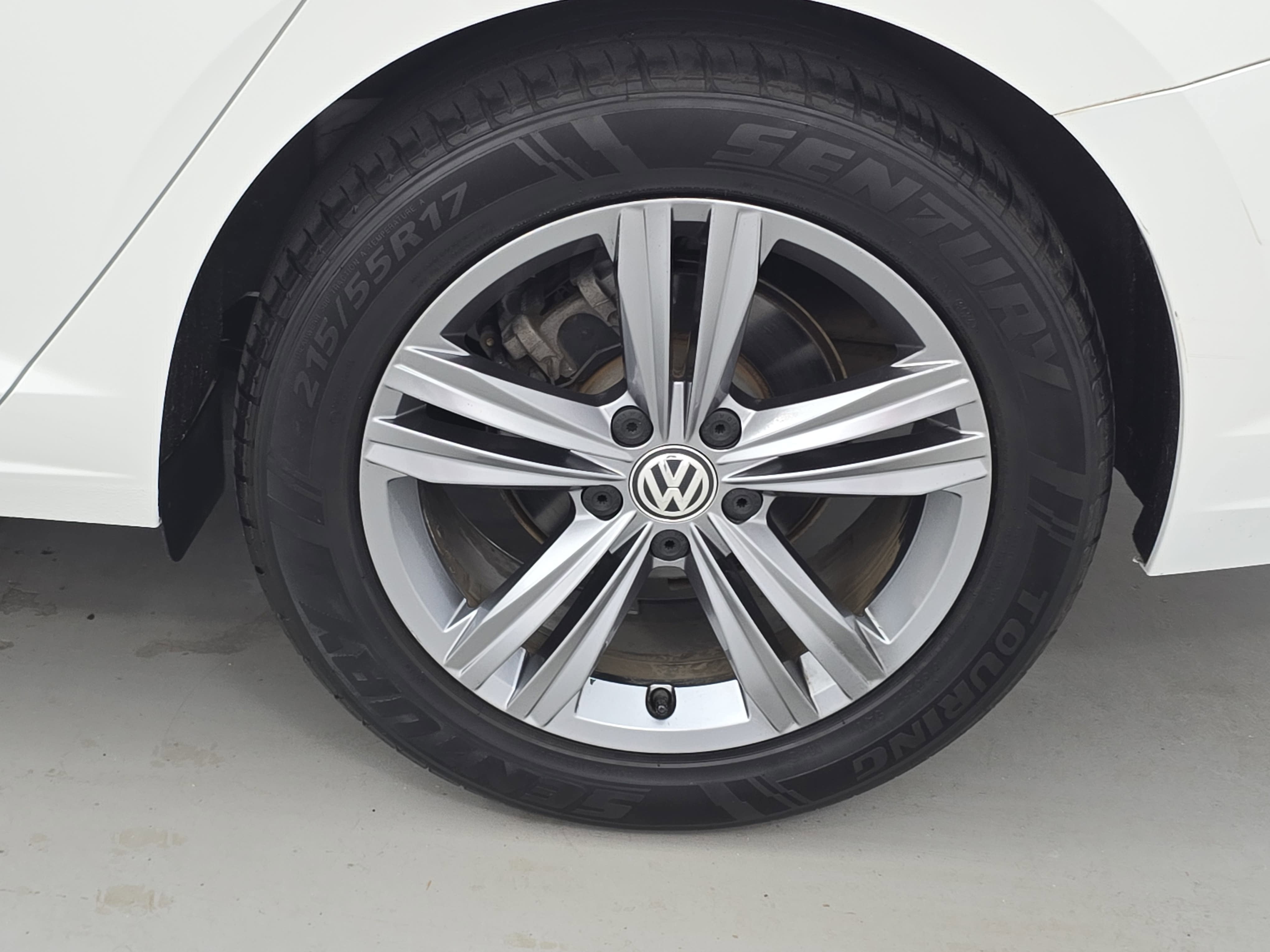 2019 Volkswagen Jetta R-Line