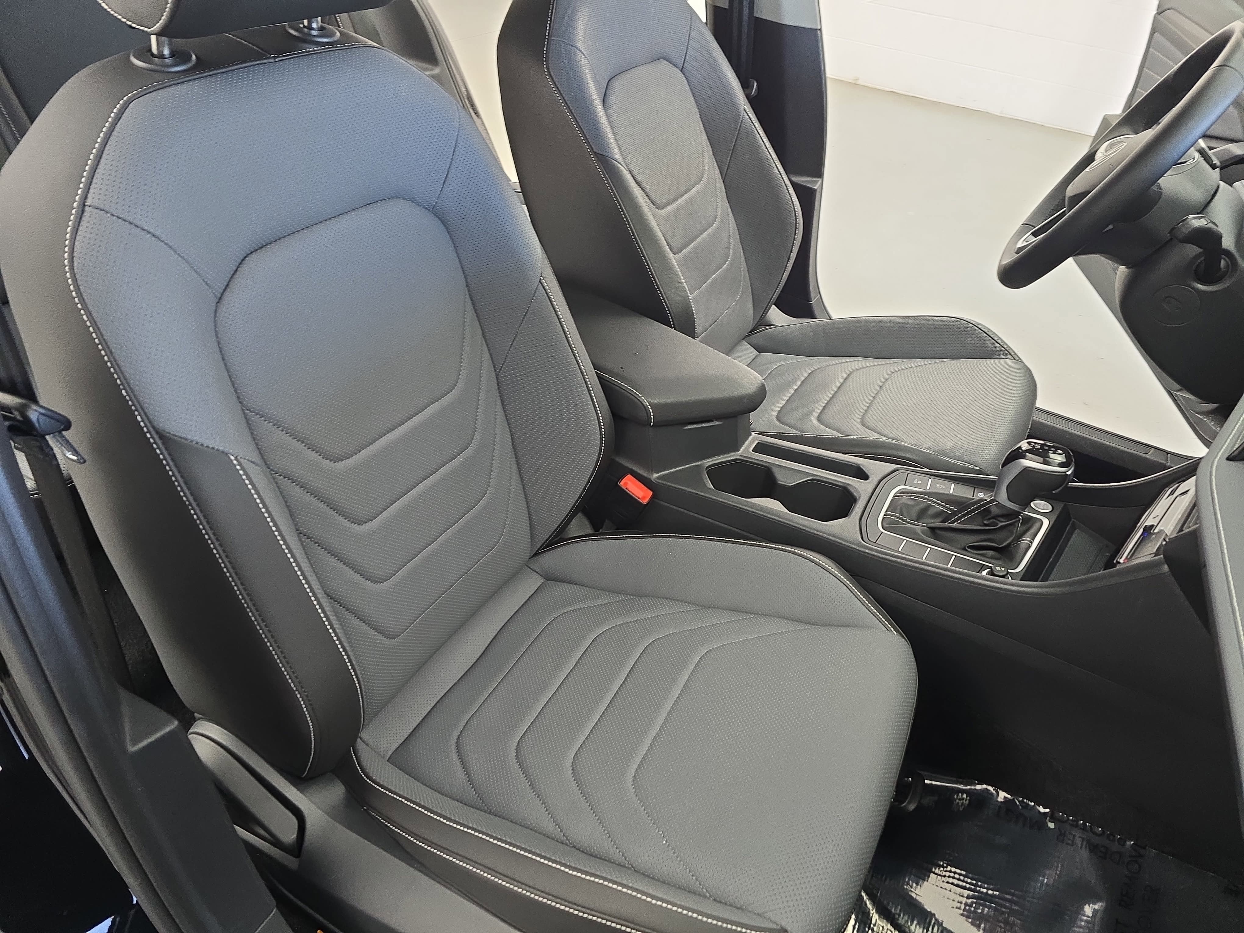 2025 Volkswagen Jetta SEL