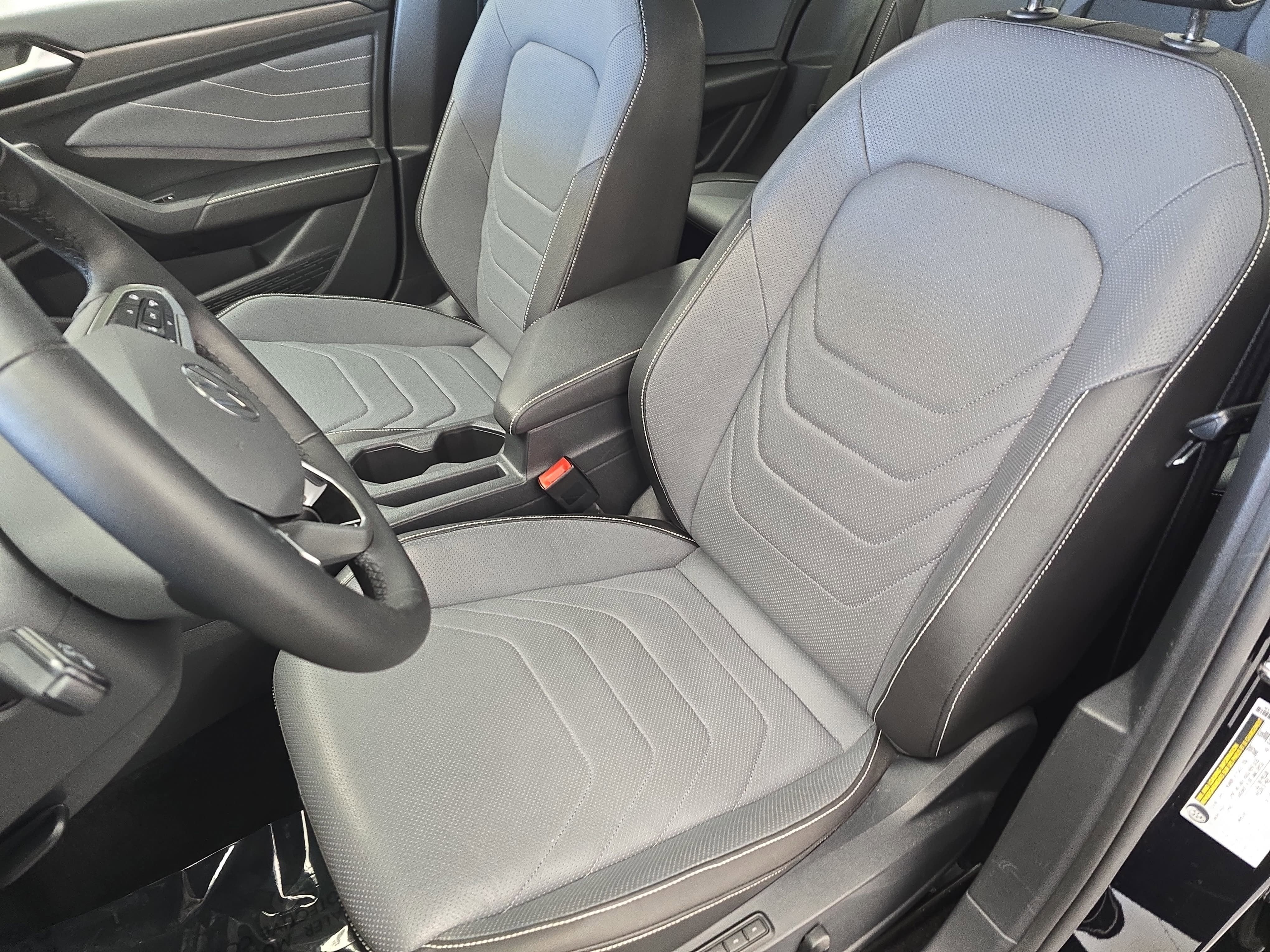 2025 Volkswagen Jetta SEL