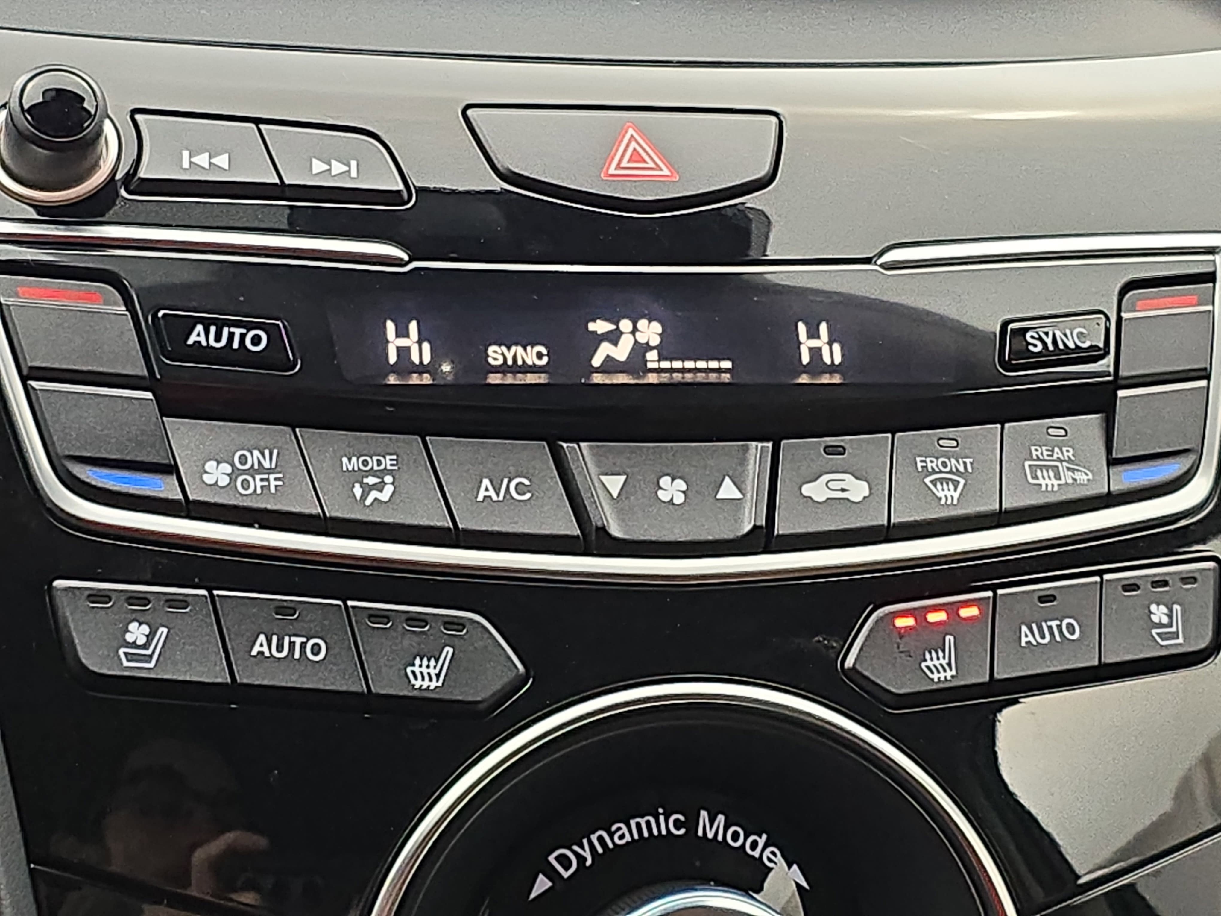 2025 Acura RDX w/Advance Package