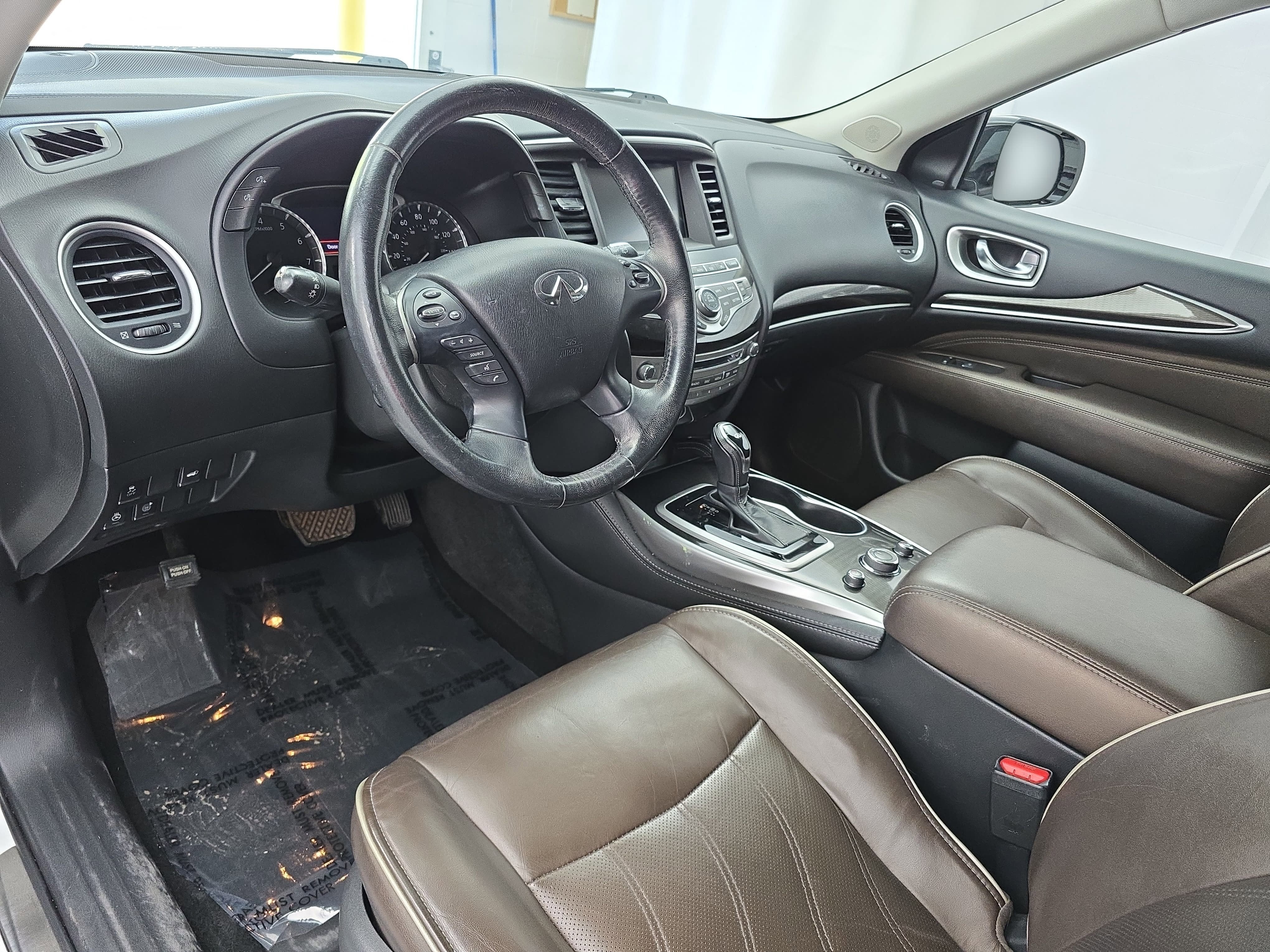 2019 INFINITI QX60 LUXE