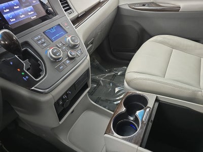 2015 Toyota Sienna XLE