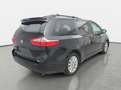 2015 Toyota Sienna XLE