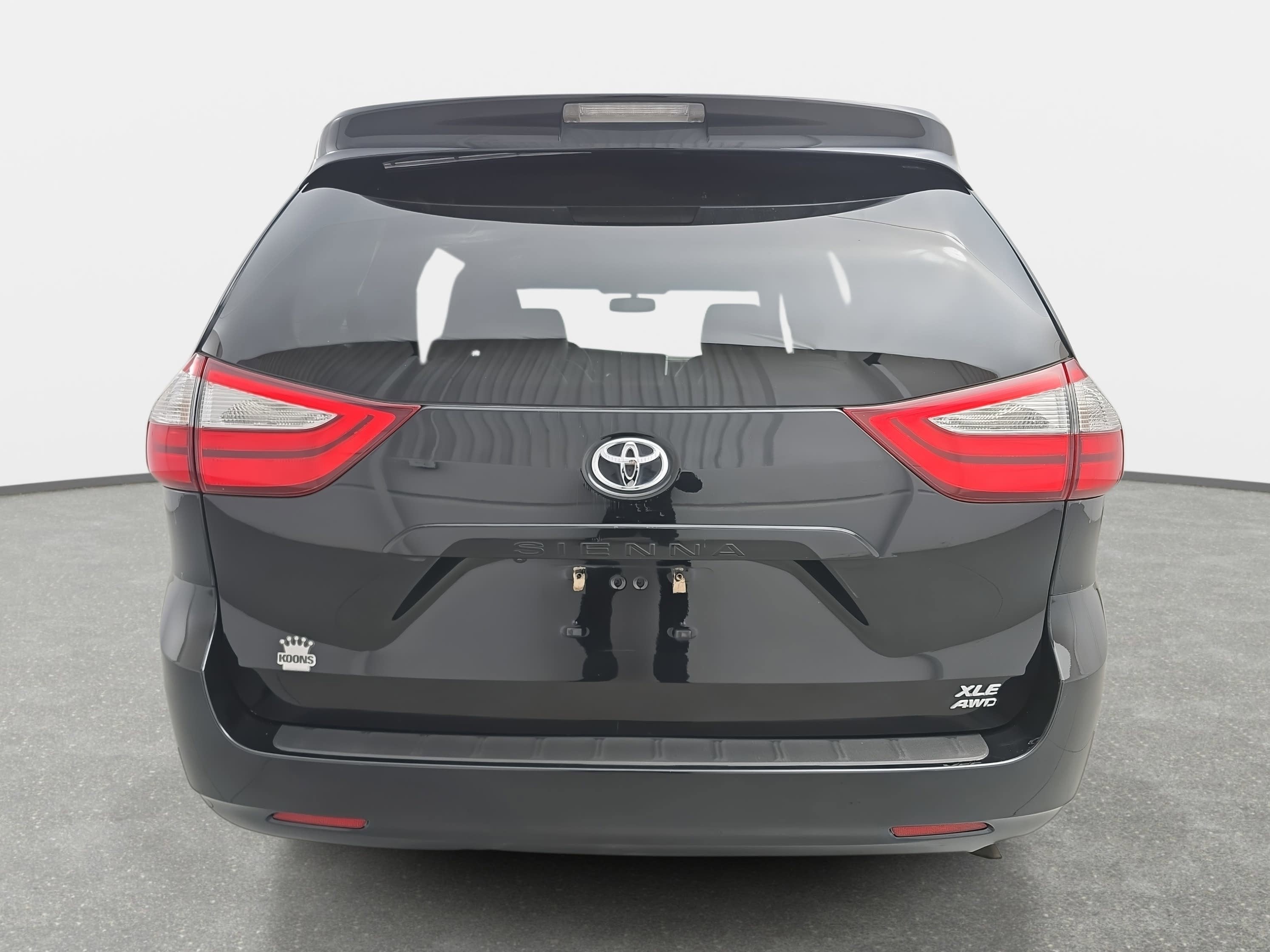 2015 Toyota Sienna XLE