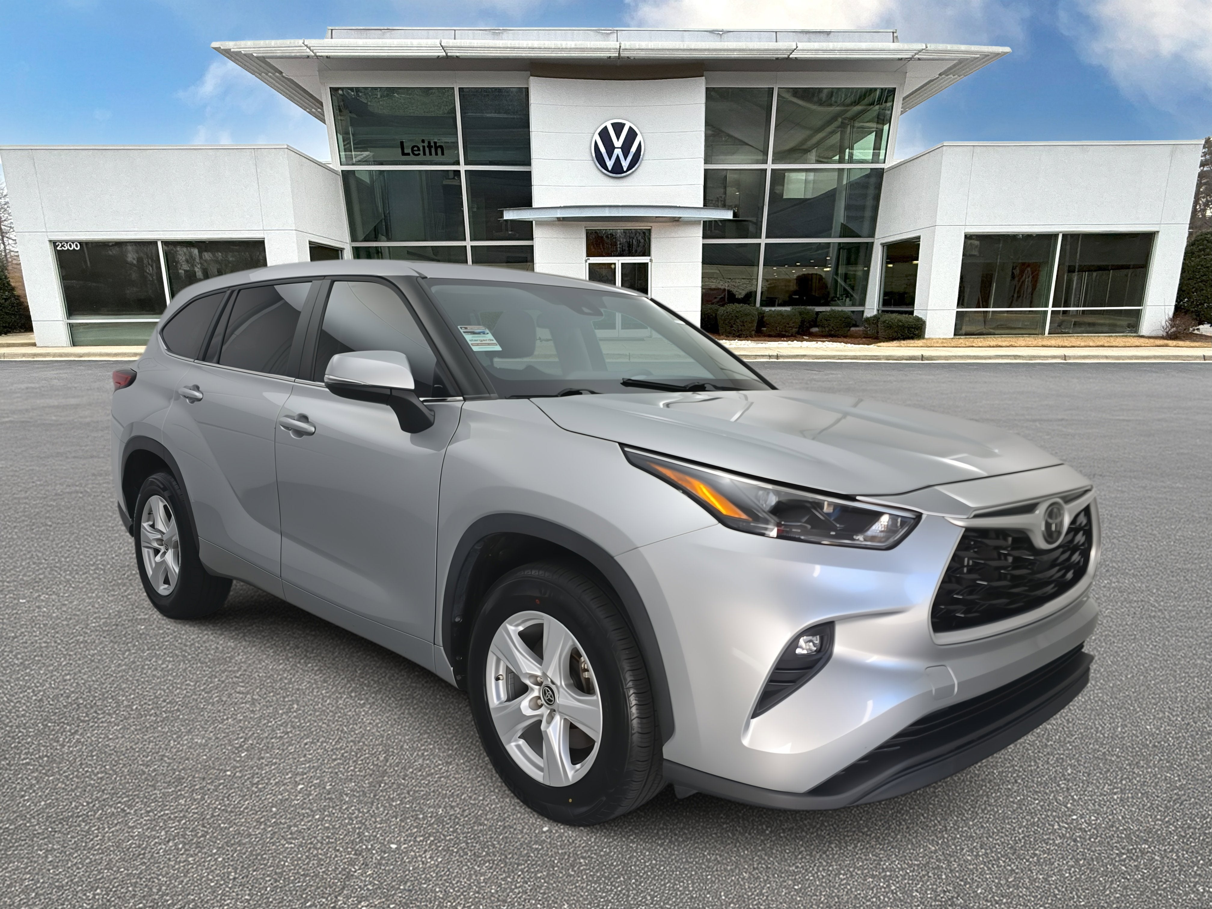 2023 Toyota Highlander L