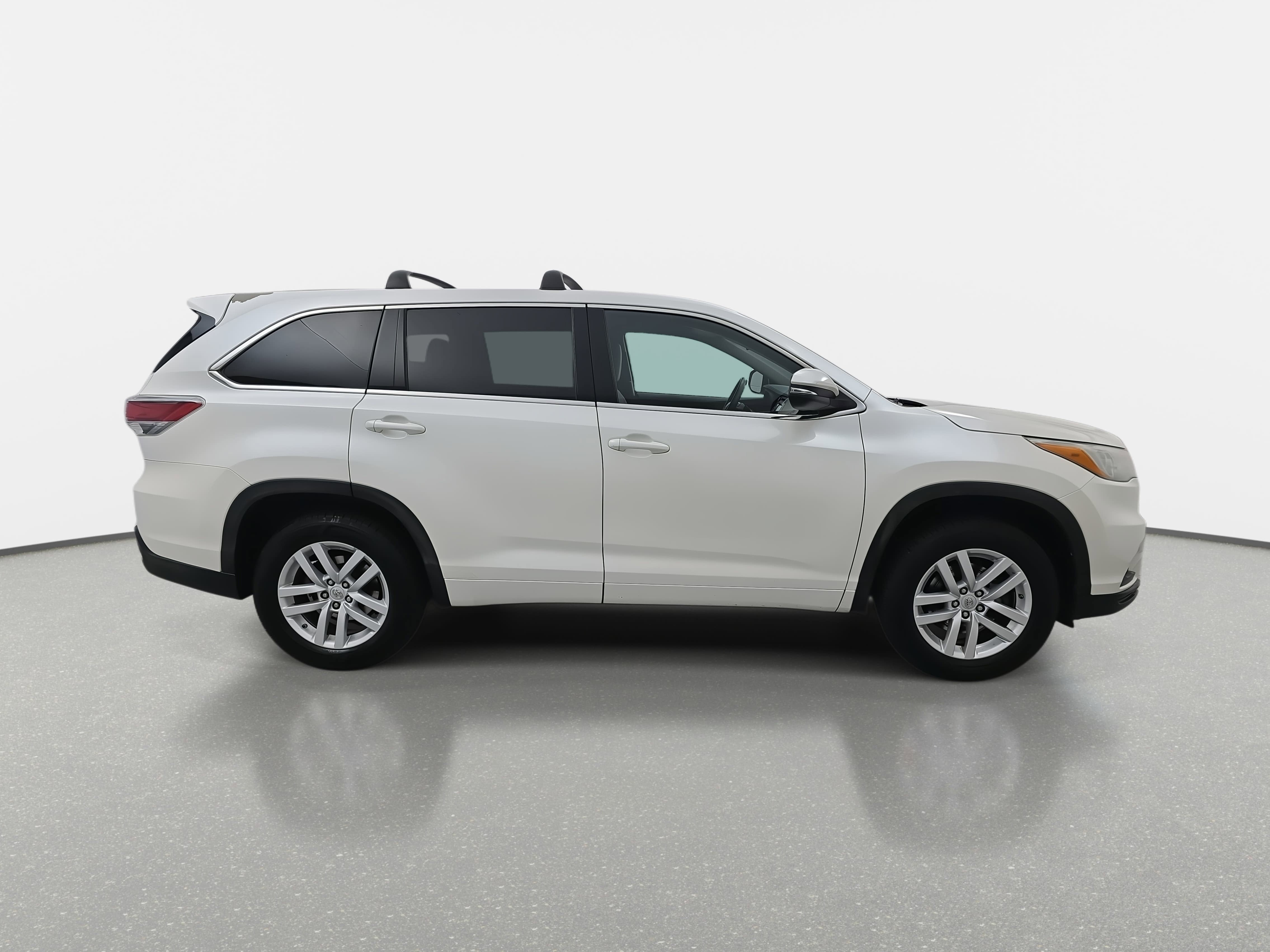 2015 Toyota Highlander LE
