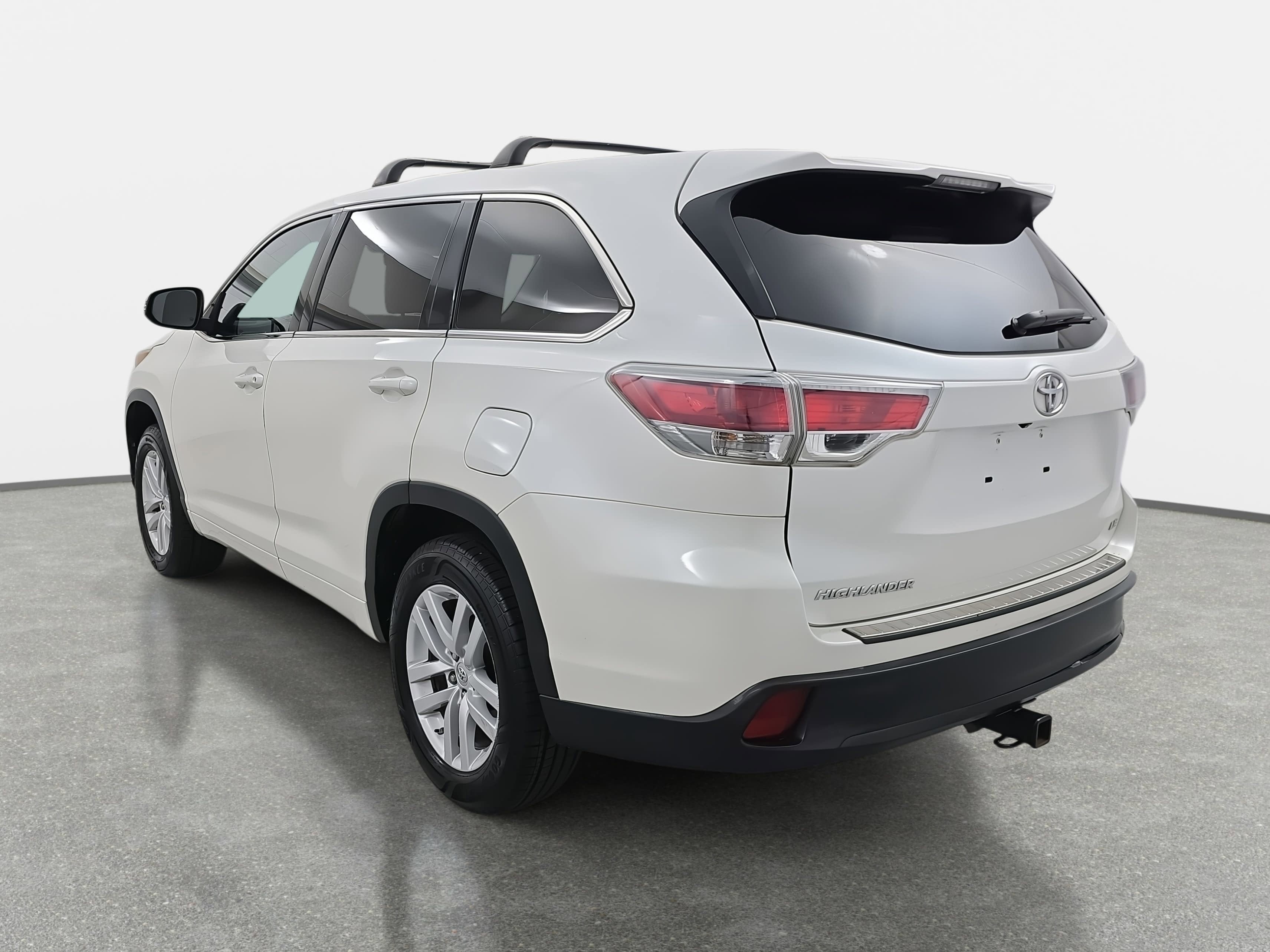 2015 Toyota Highlander LE