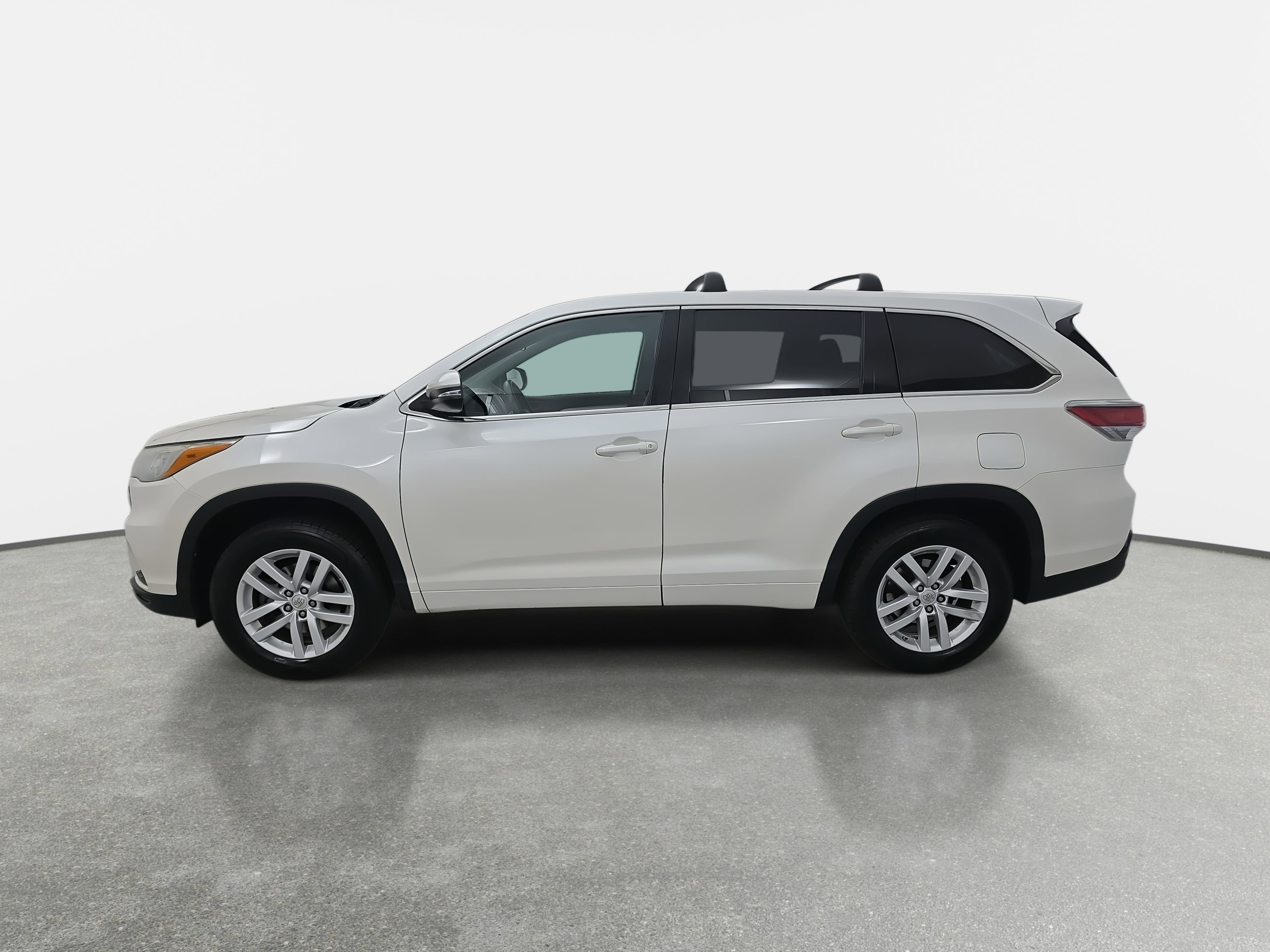 2015 Toyota Highlander LE