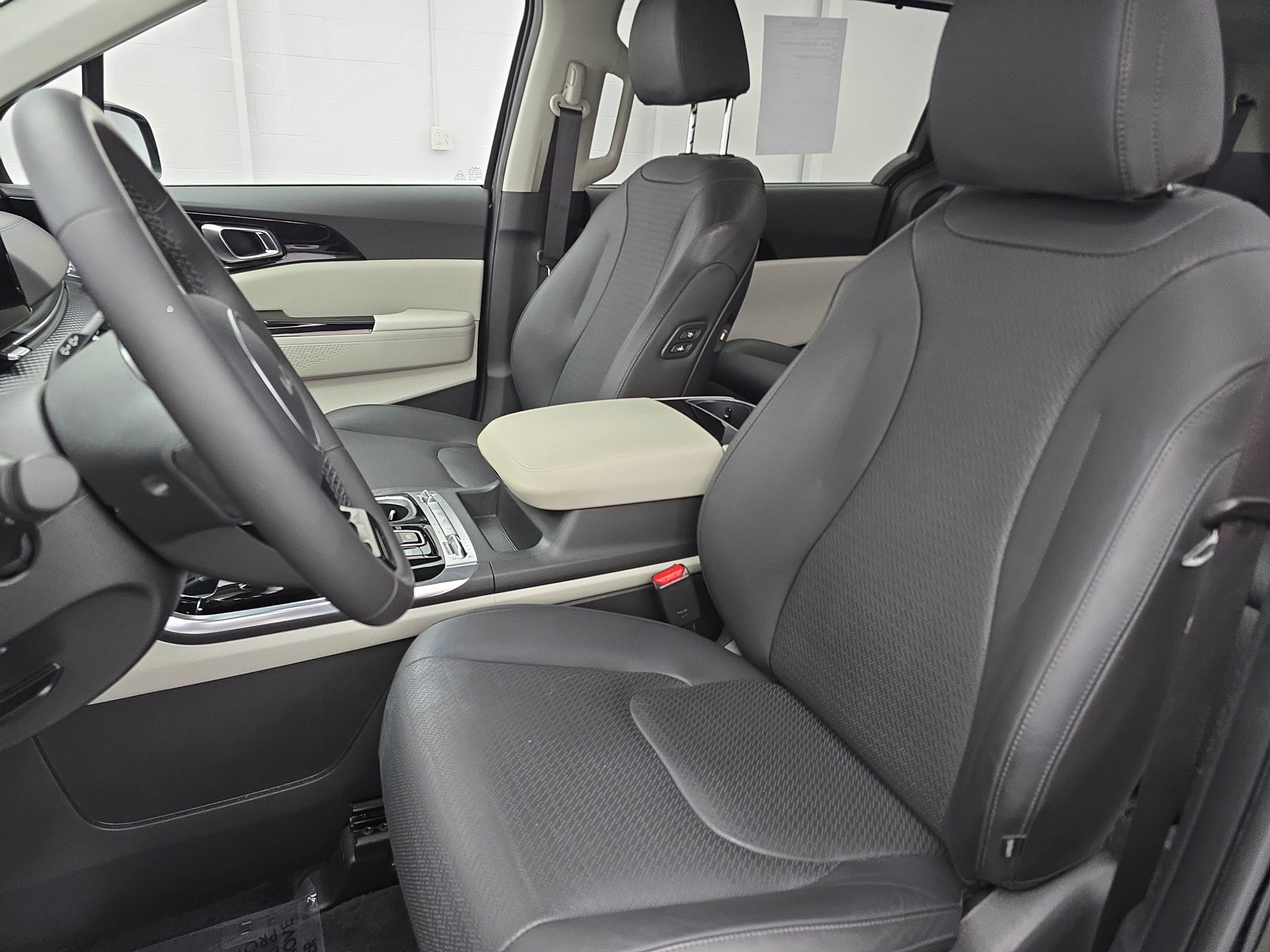 2024 Kia Carnival SX Prestige