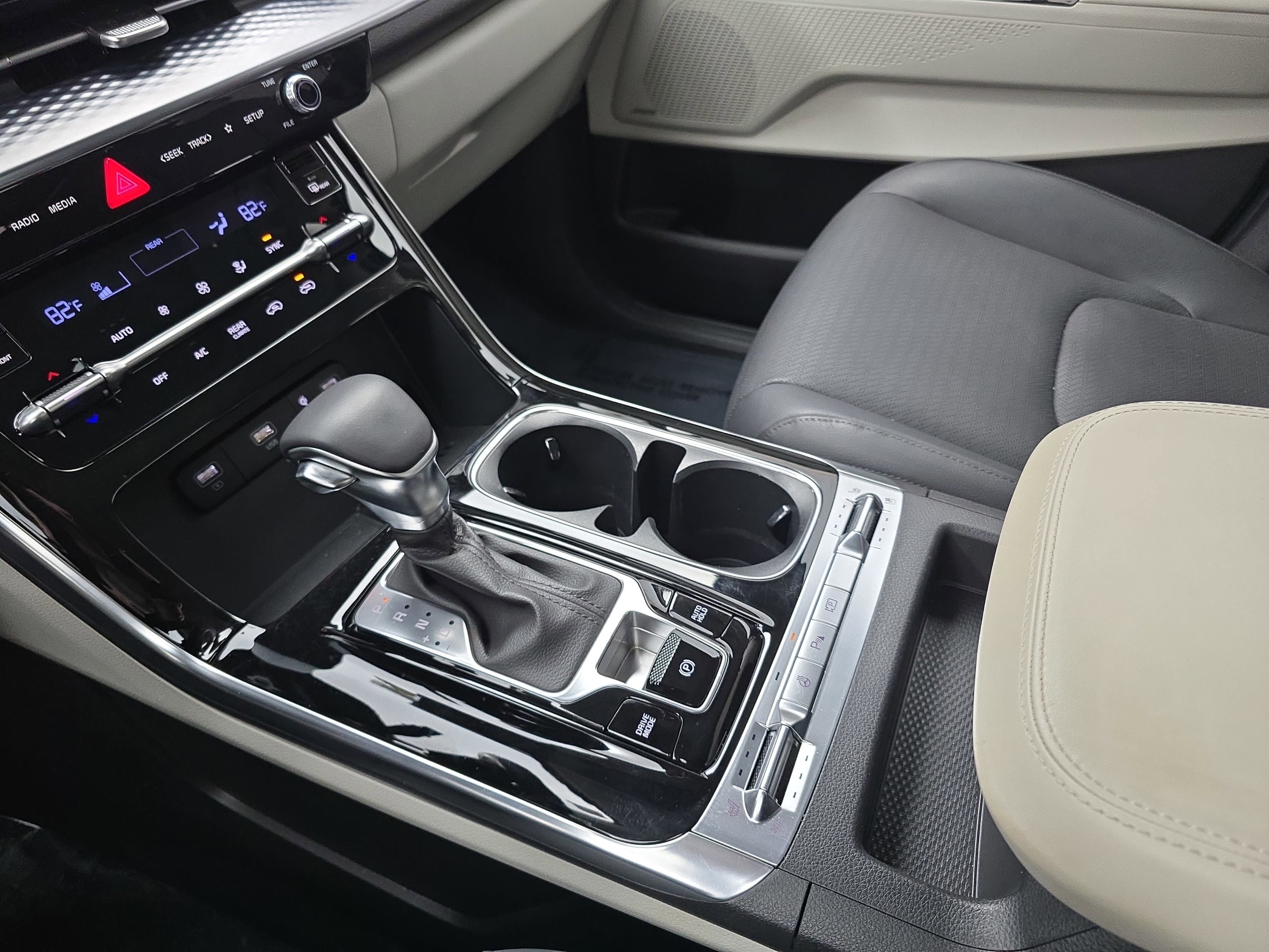 2024 Kia Carnival SX Prestige