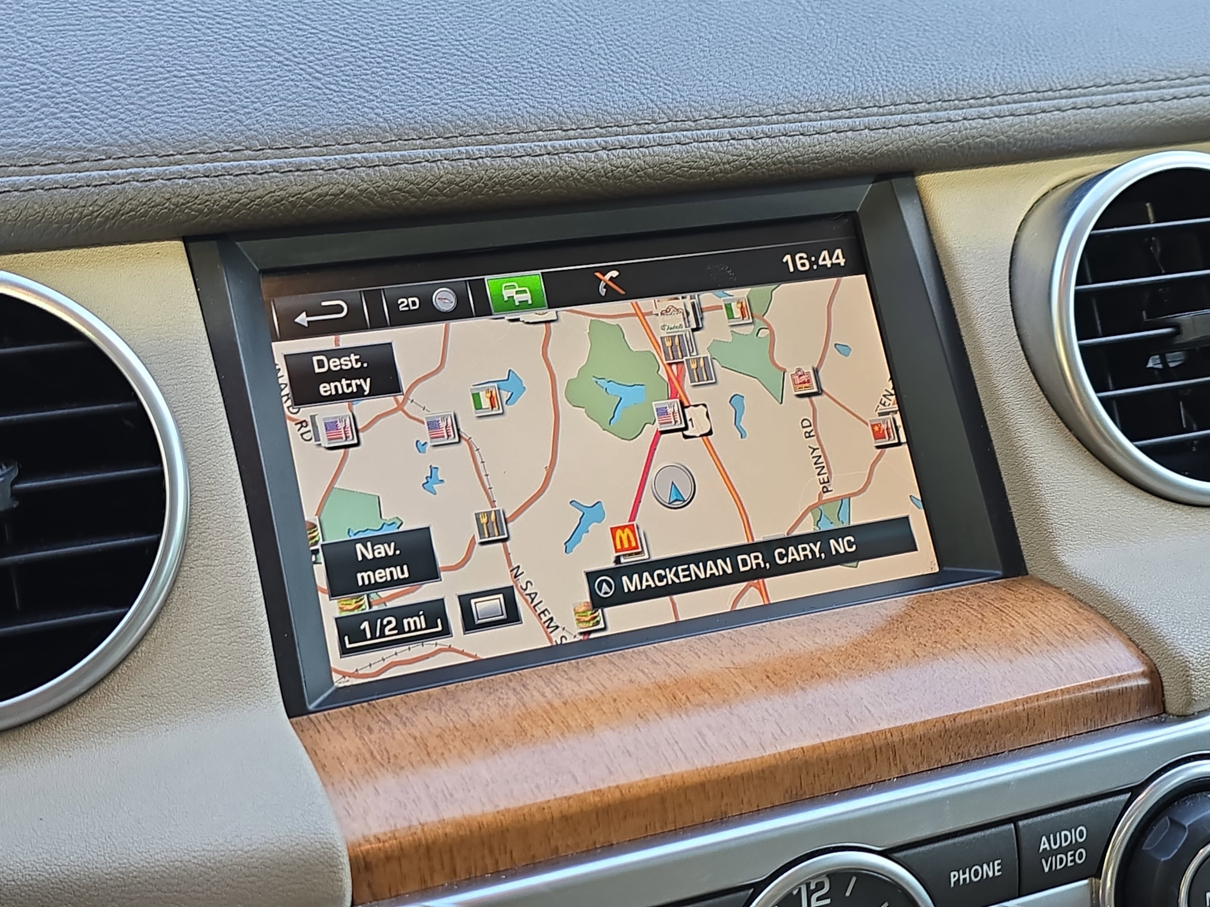 2016 Land Rover LR4 HSE