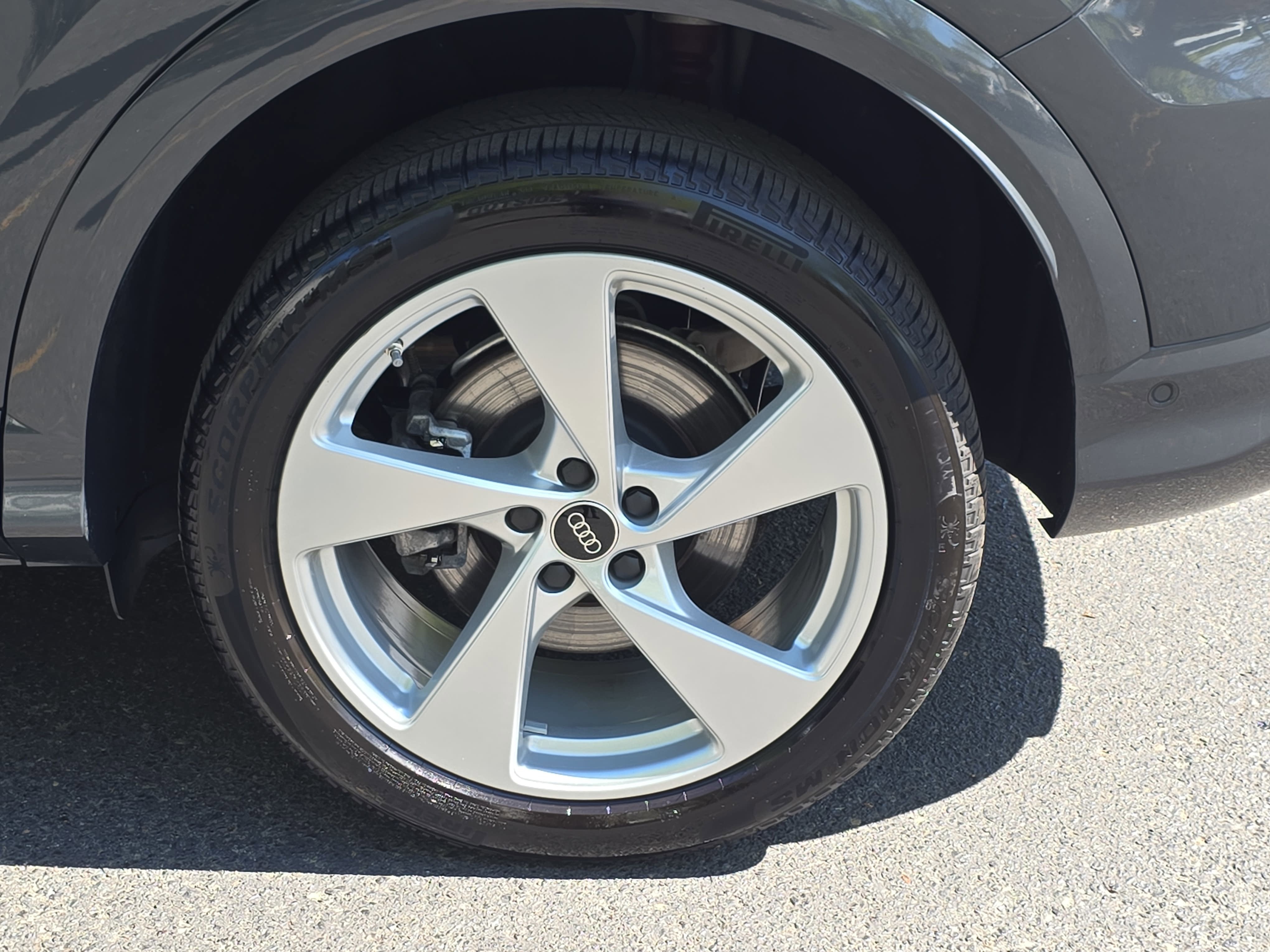 2025 Audi Q5 Premium Plus