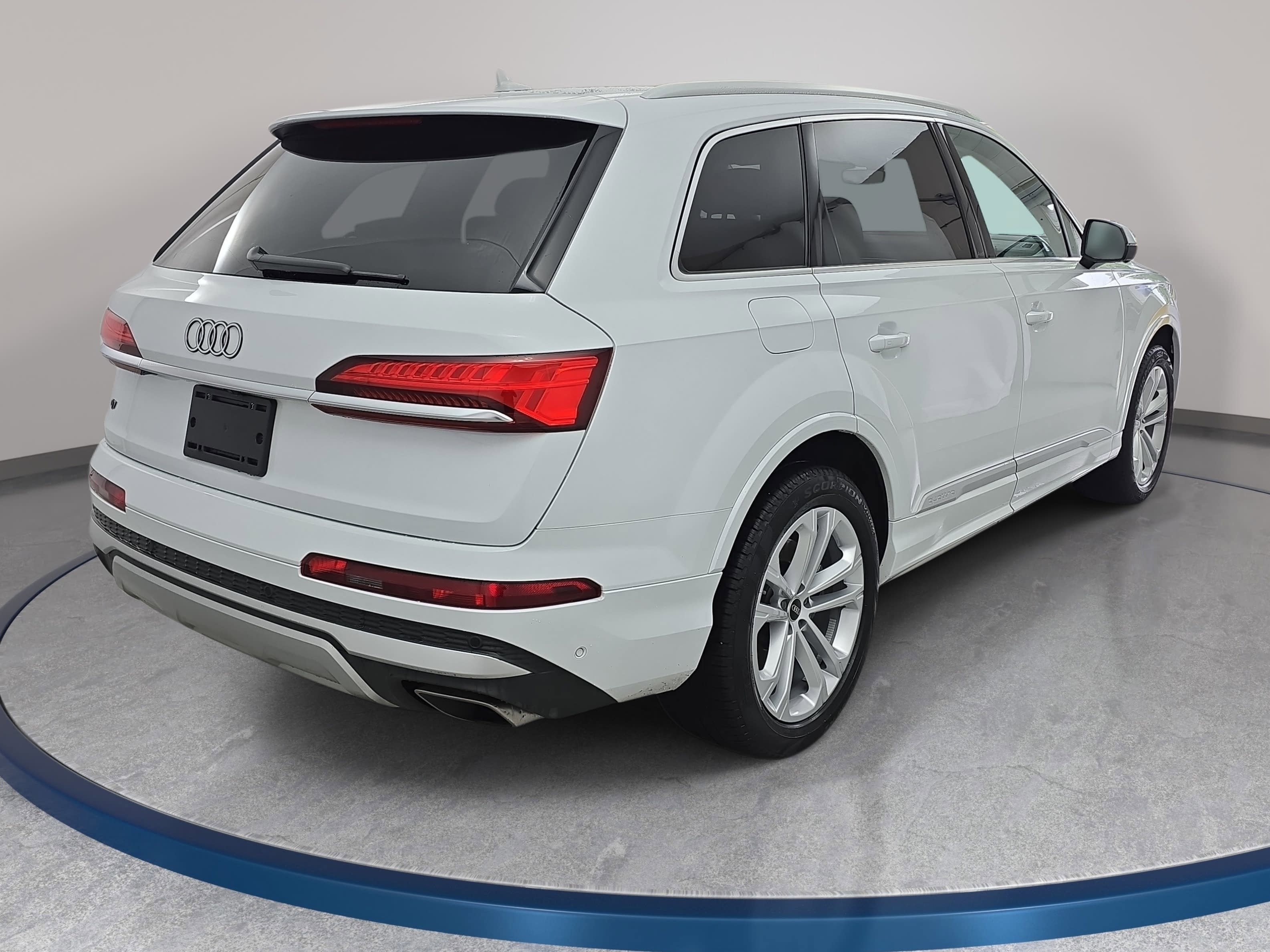 2025 Audi Q7 Premium Plus