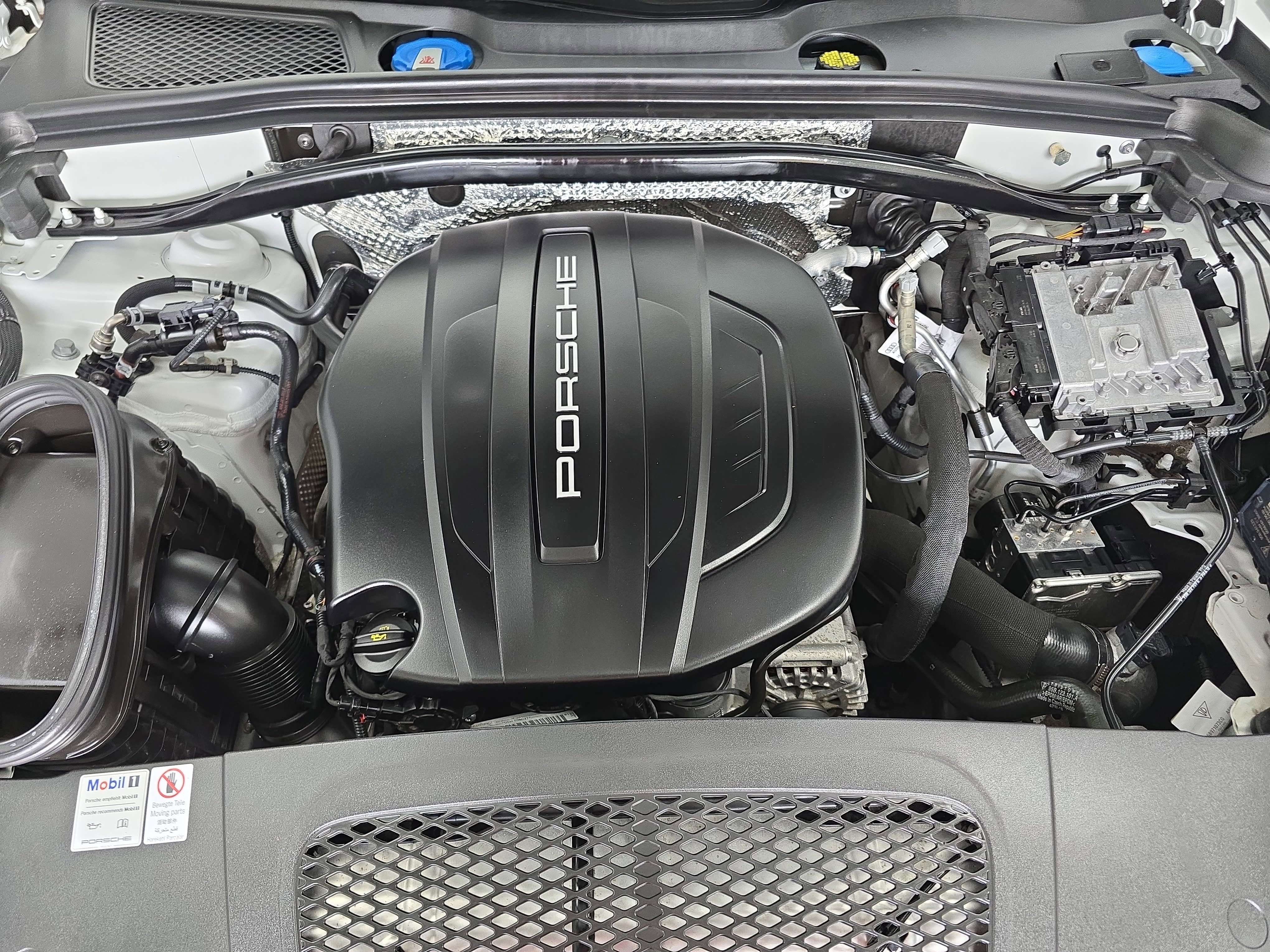 2019 Porsche Macan Base