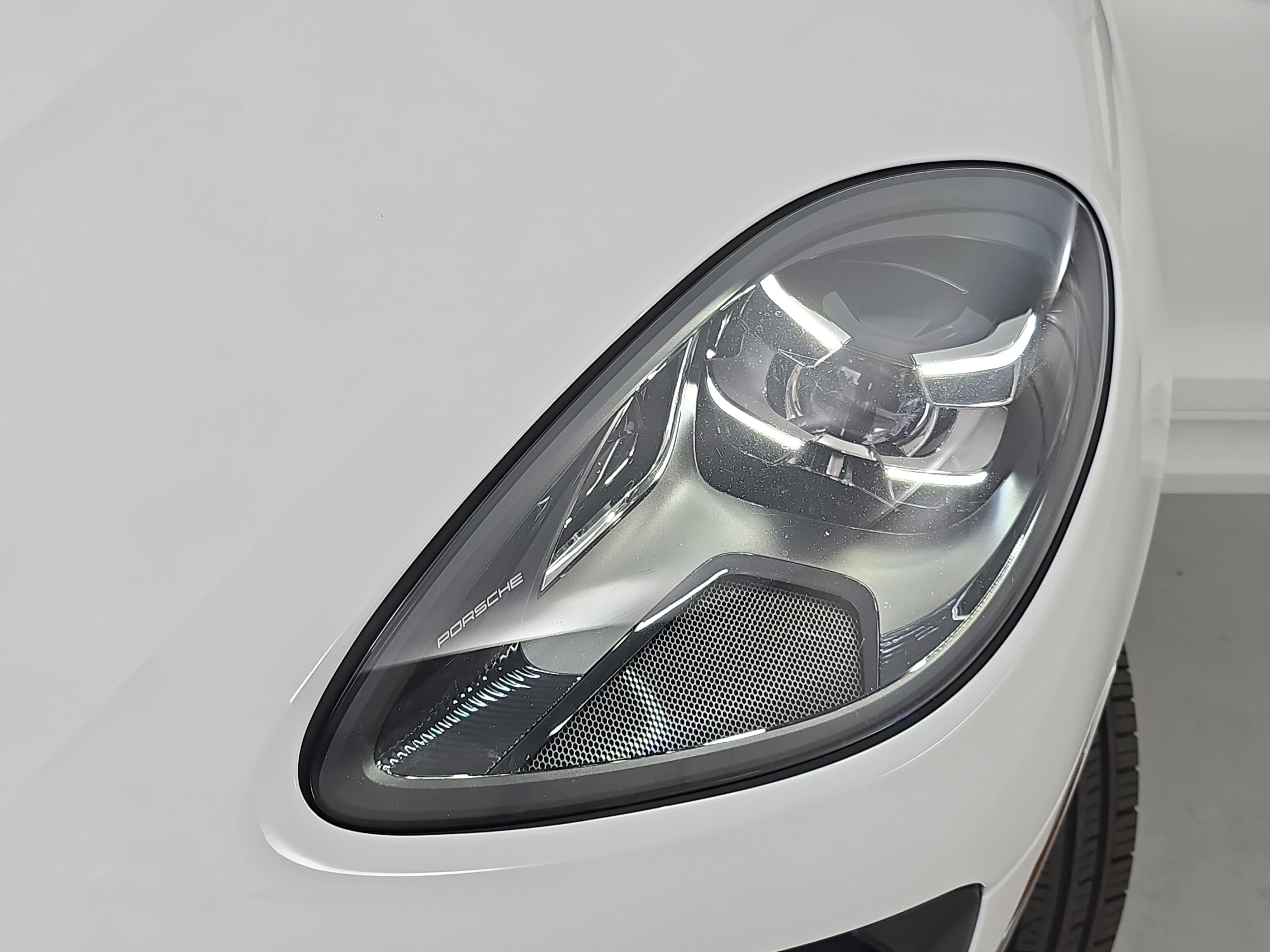 2019 Porsche Macan Base