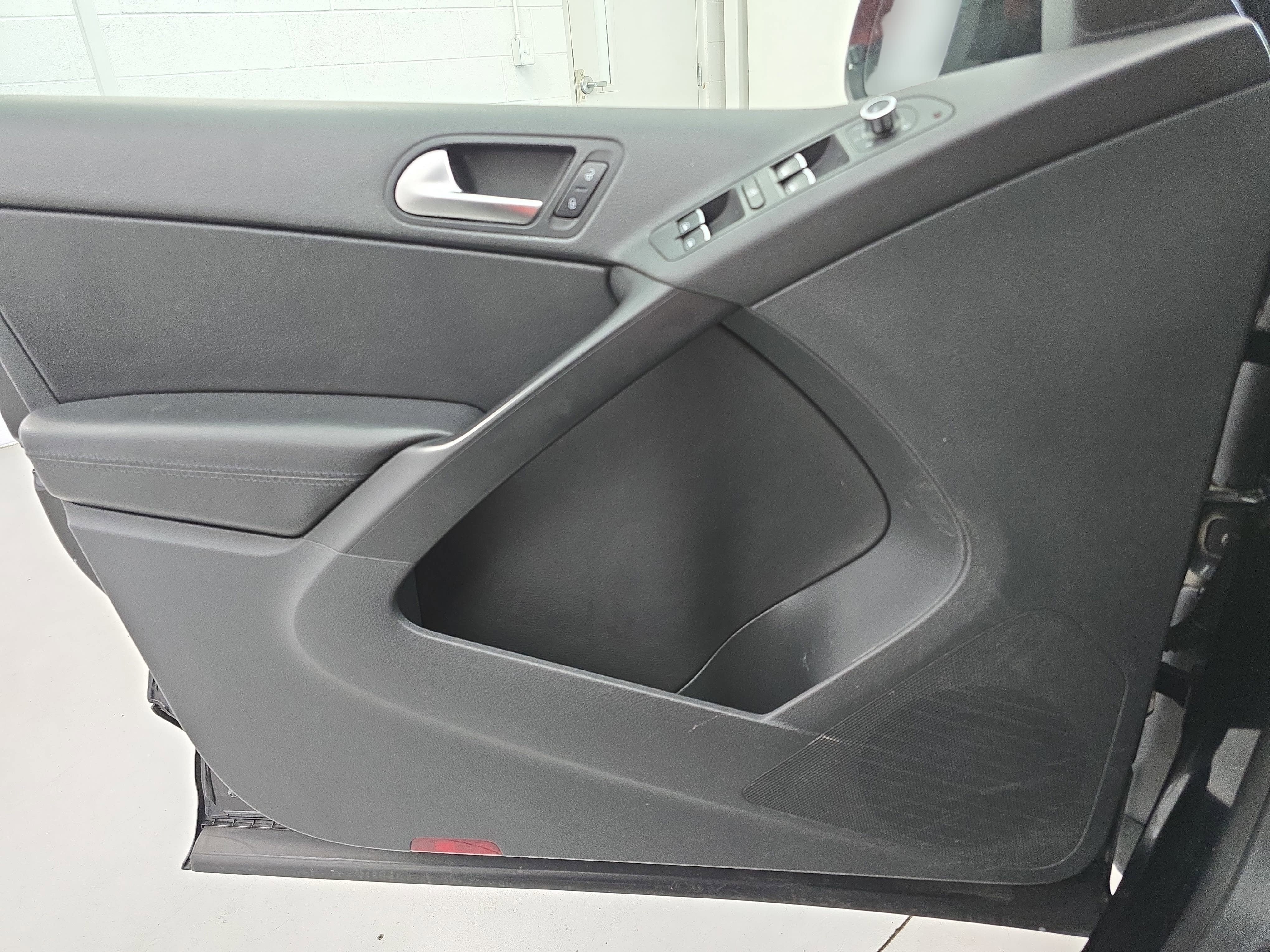 2013 Volkswagen Tiguan SE