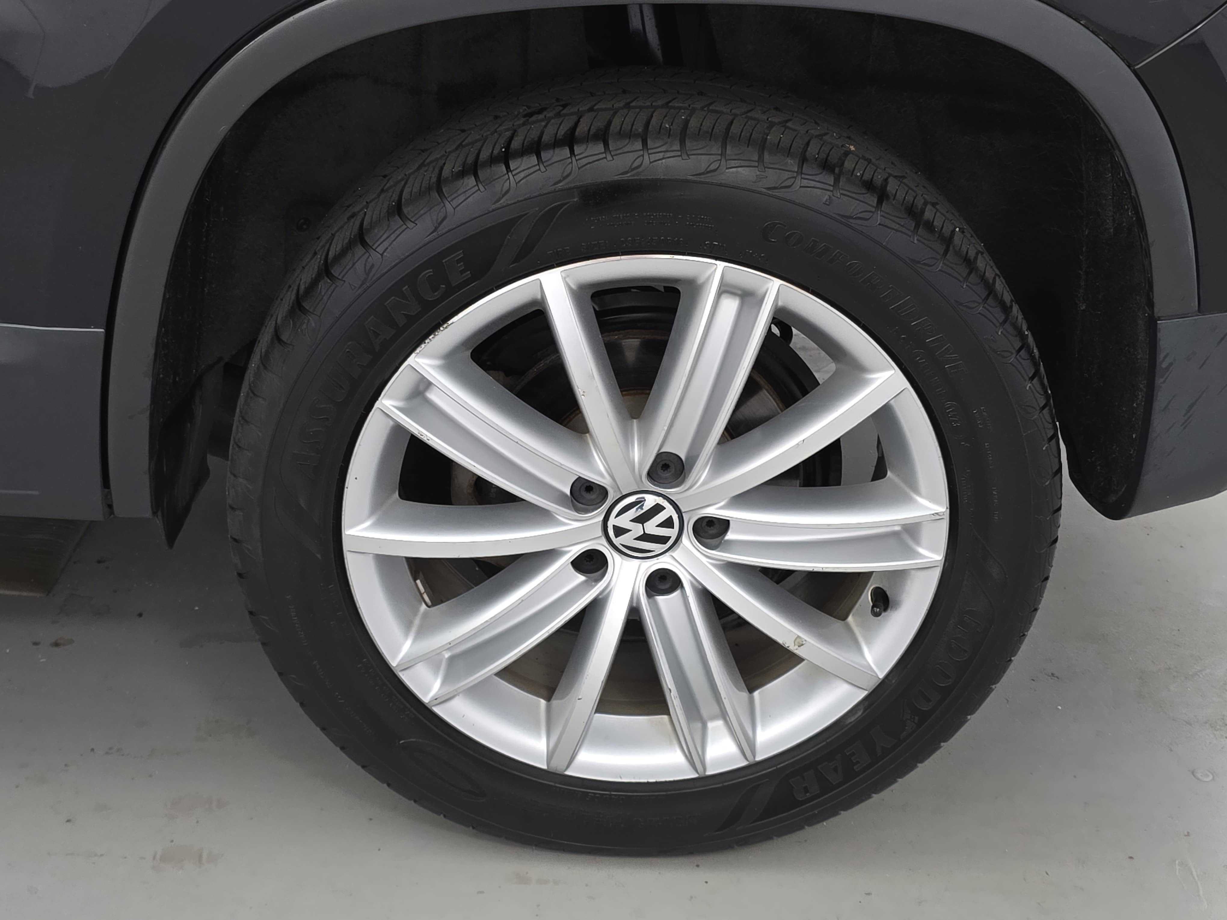 2013 Volkswagen Tiguan SE
