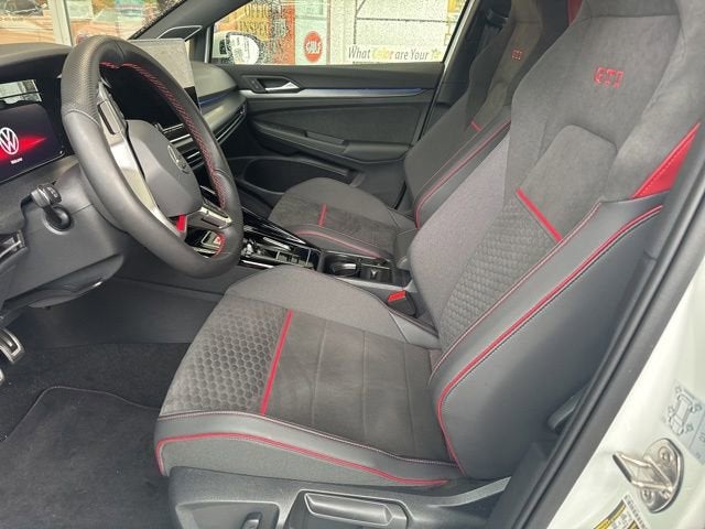 2025 Volkswagen Golf GTI SE