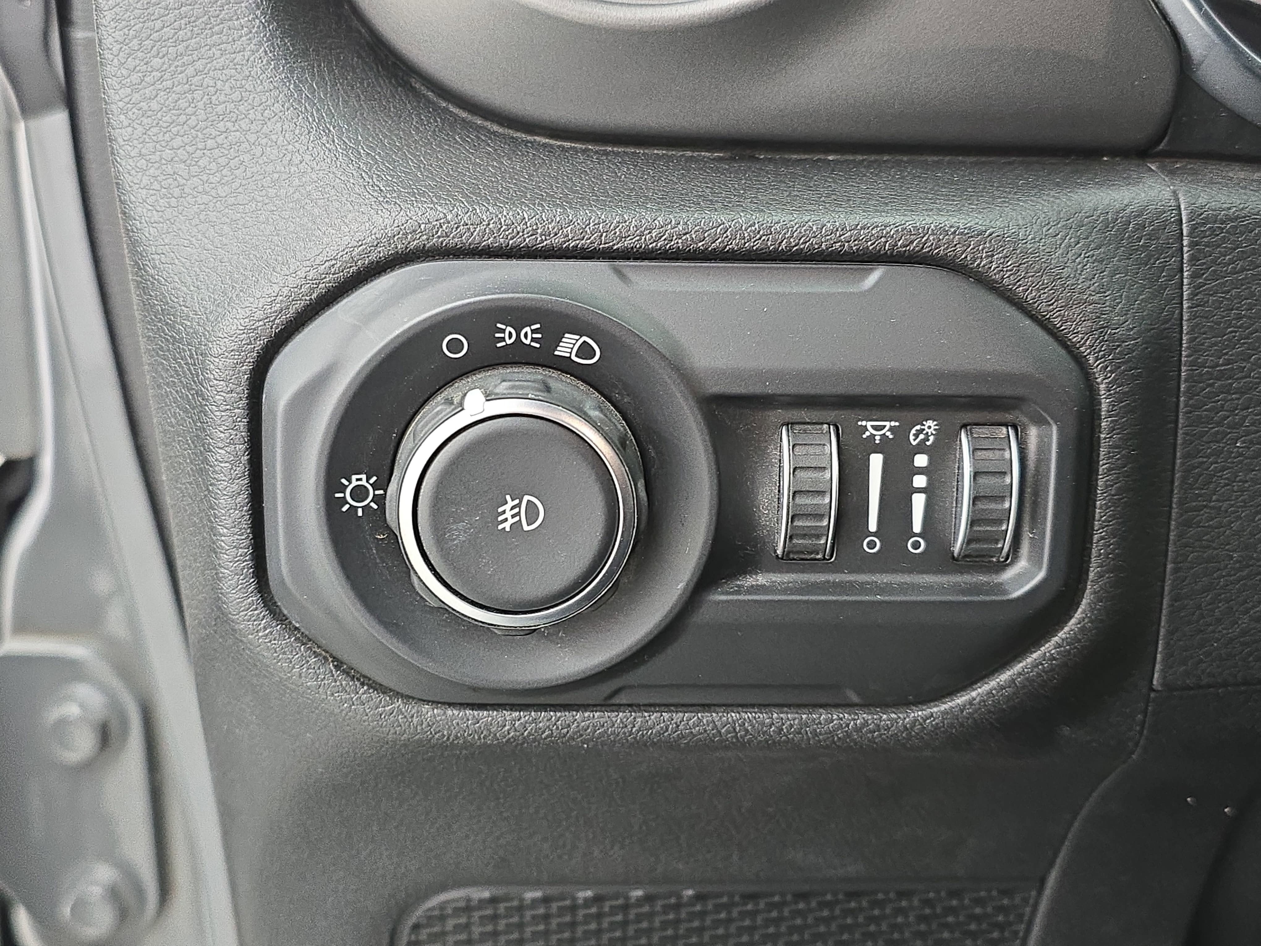 2021 Jeep Wrangler Willys Sport