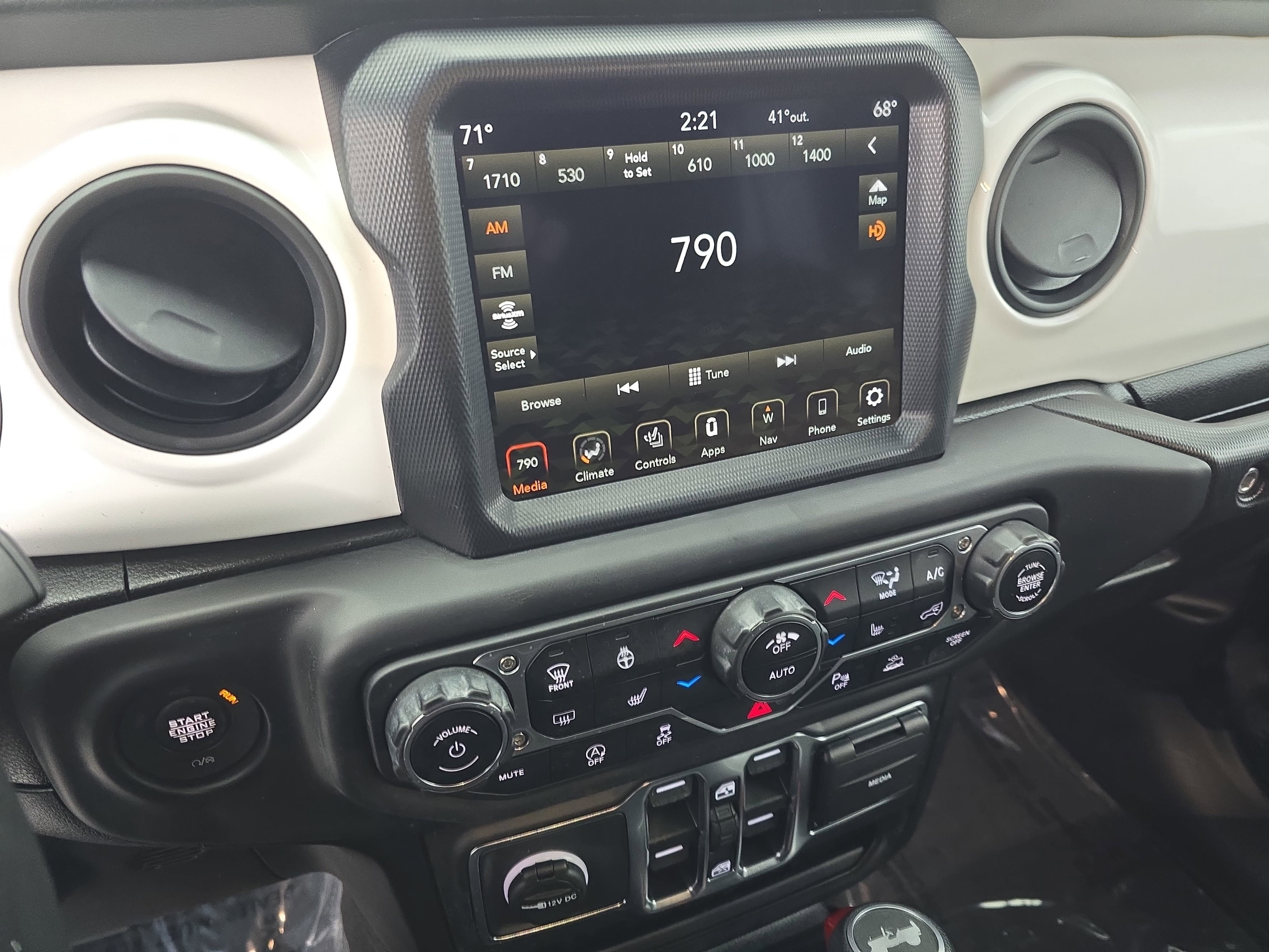 2021 Jeep Wrangler Unlimited Islander