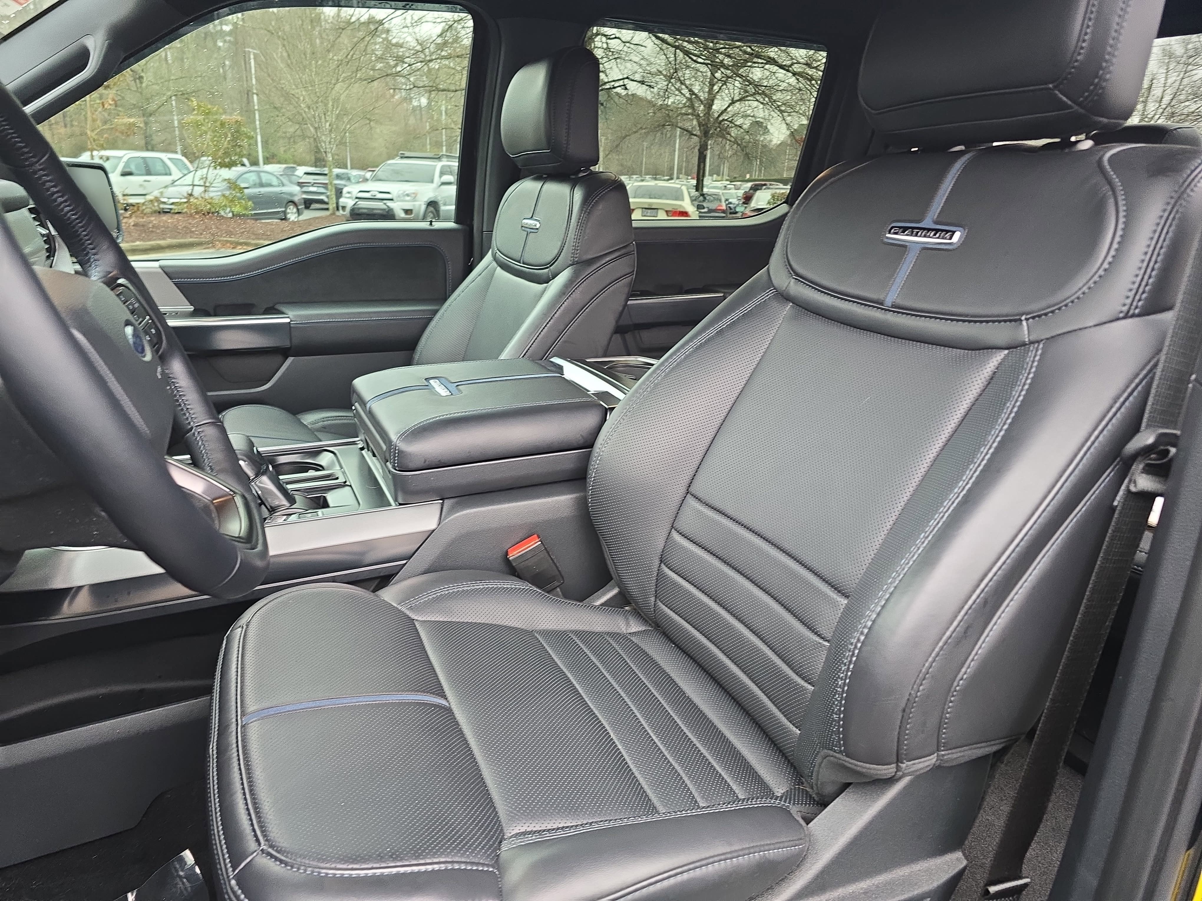 2025 Ford F-150 Platinum