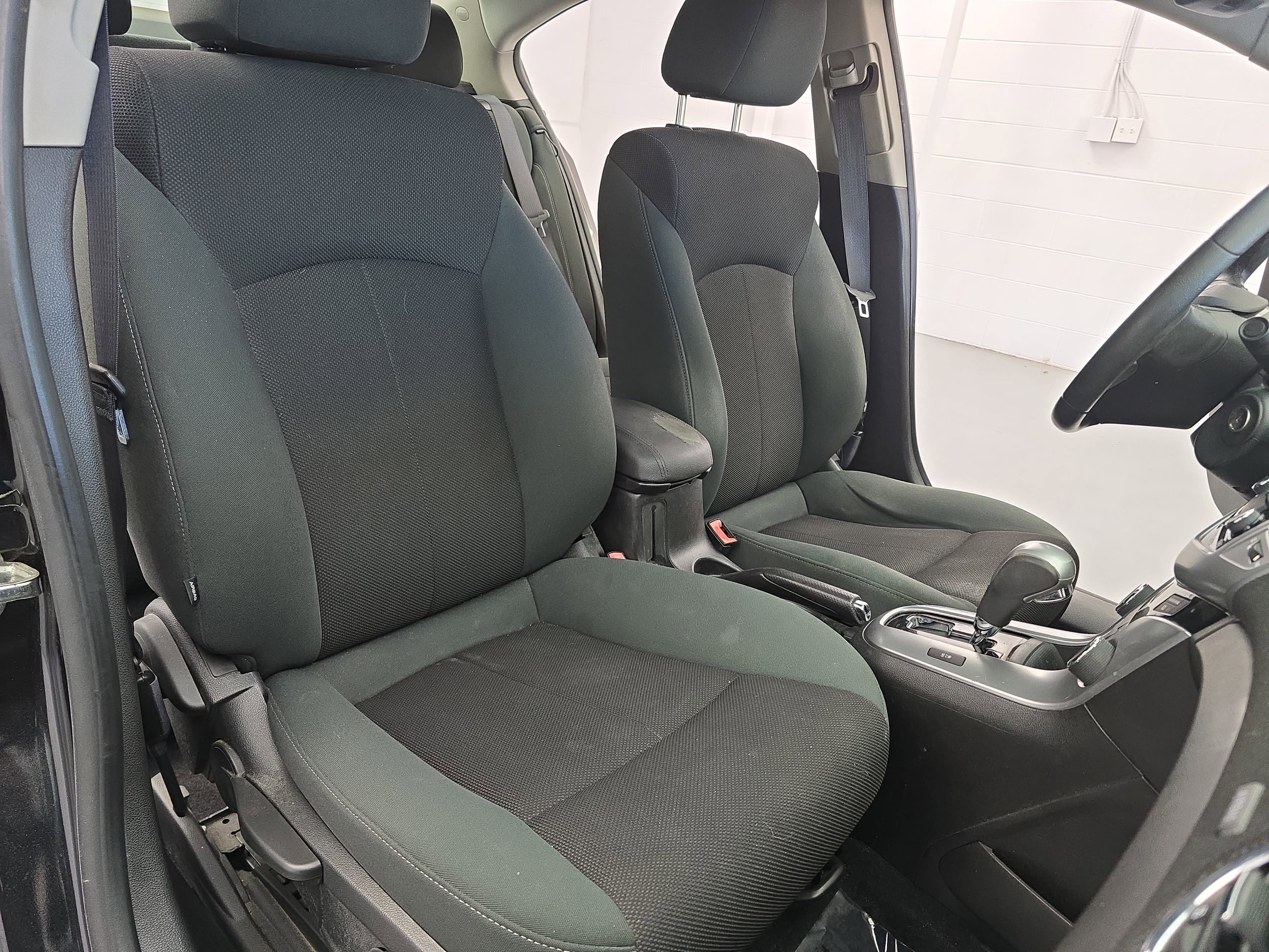 2011 Chevrolet Cruze LT w/1LT