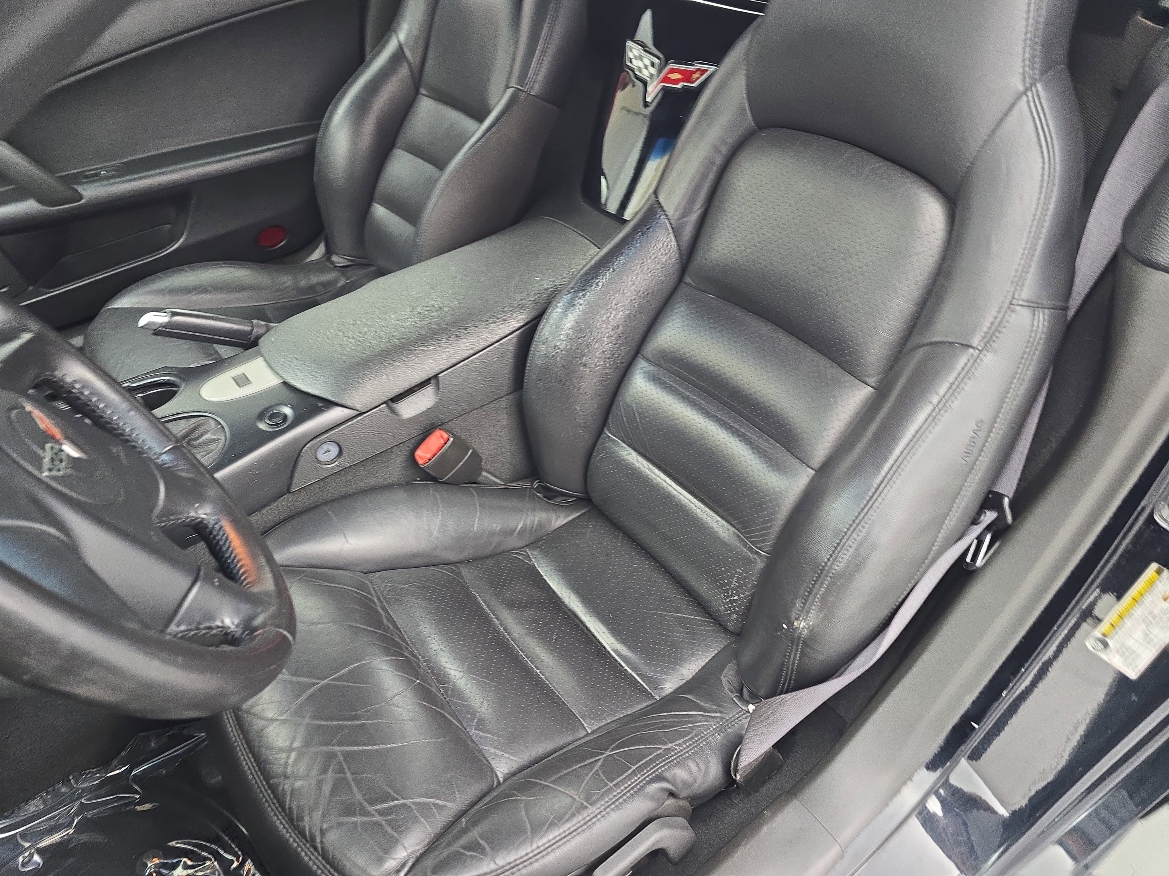 2005 Chevrolet Corvette Base