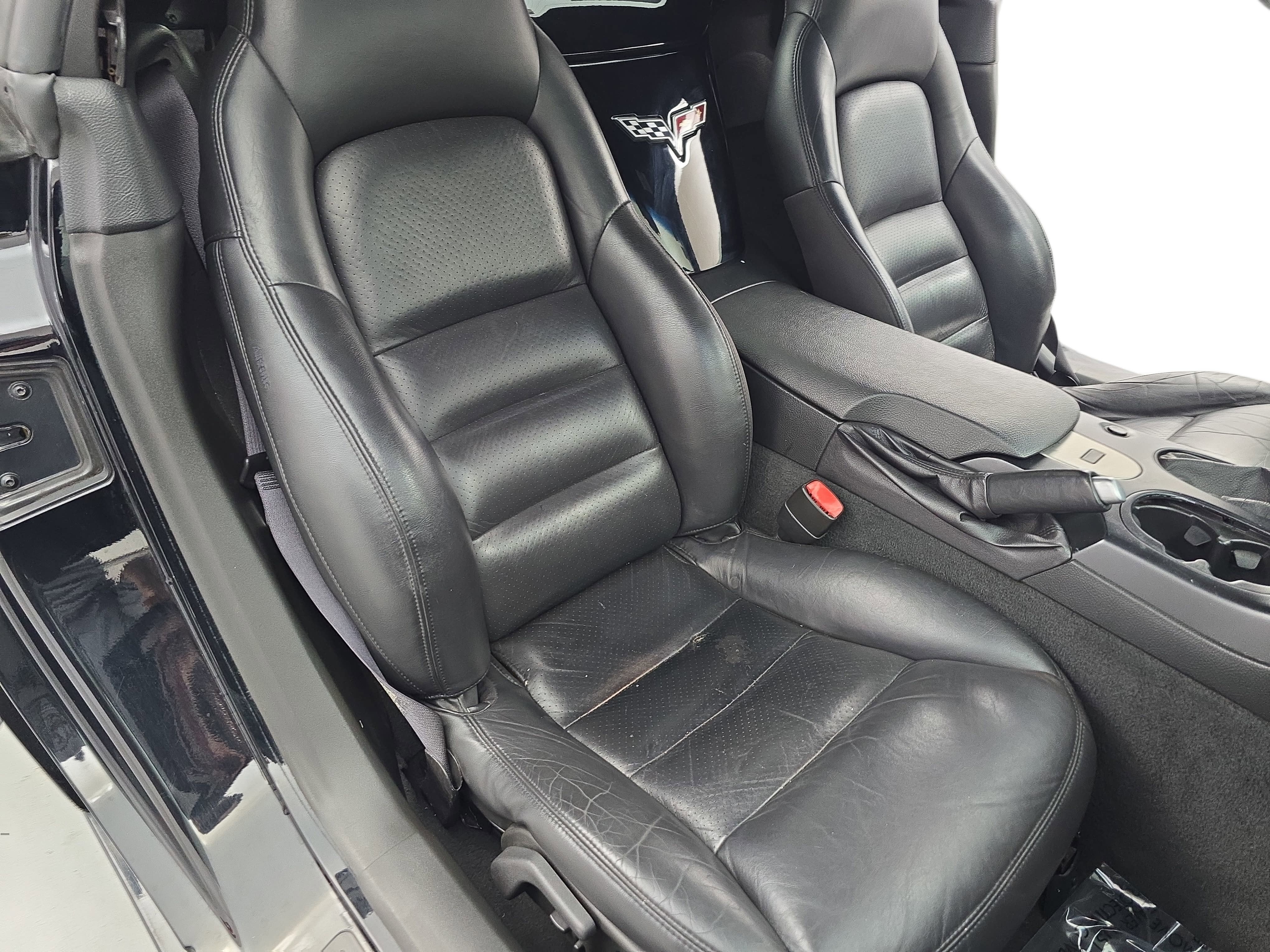 2005 Chevrolet Corvette Base