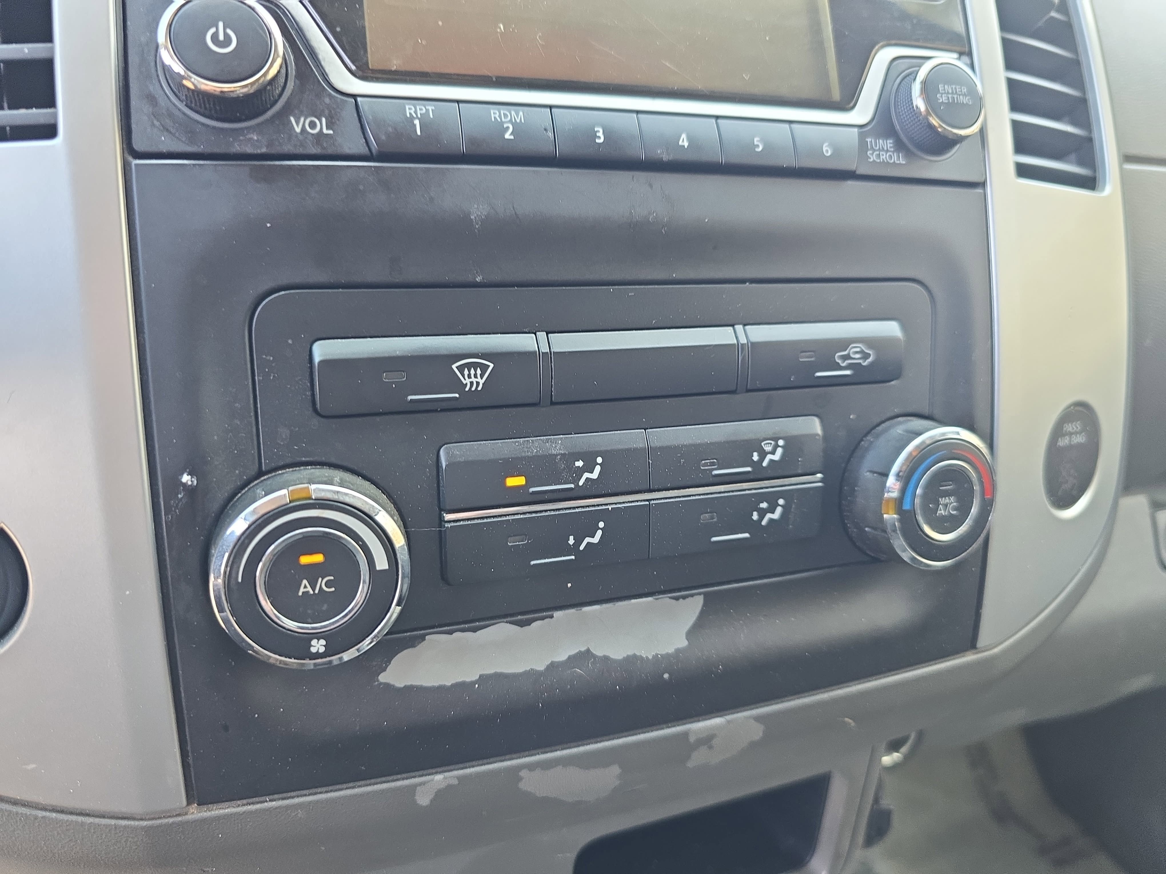 2015 Nissan Frontier Desert Runner