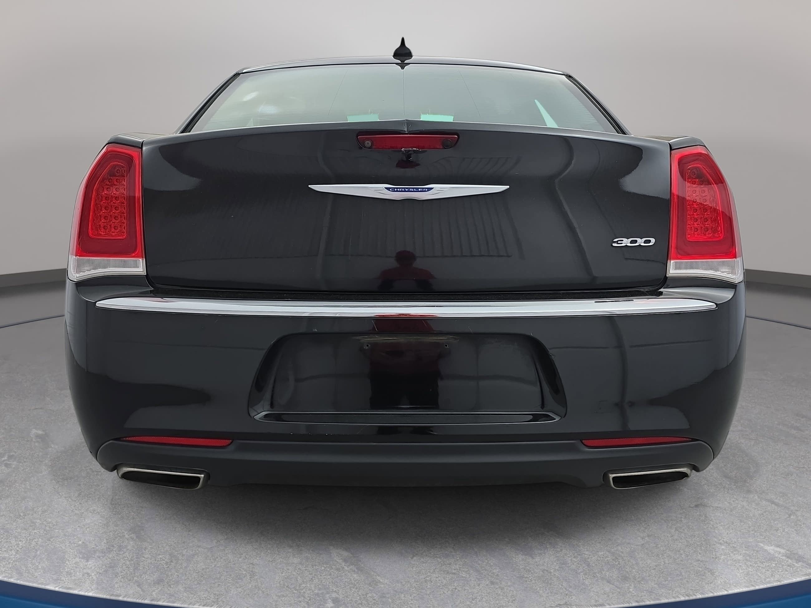 2019 Chrysler 300 Limited