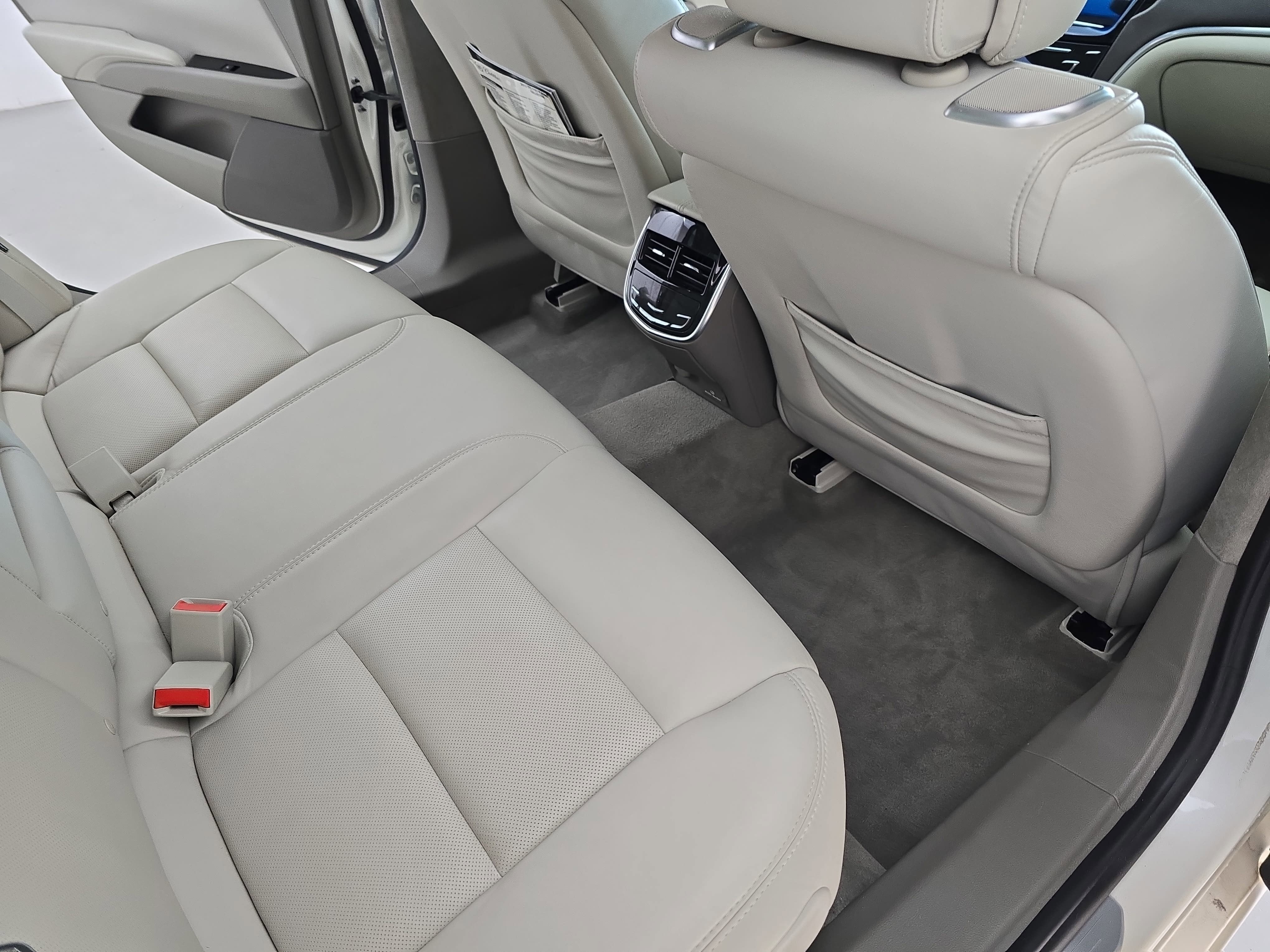 2013 Cadillac XTS Platinum