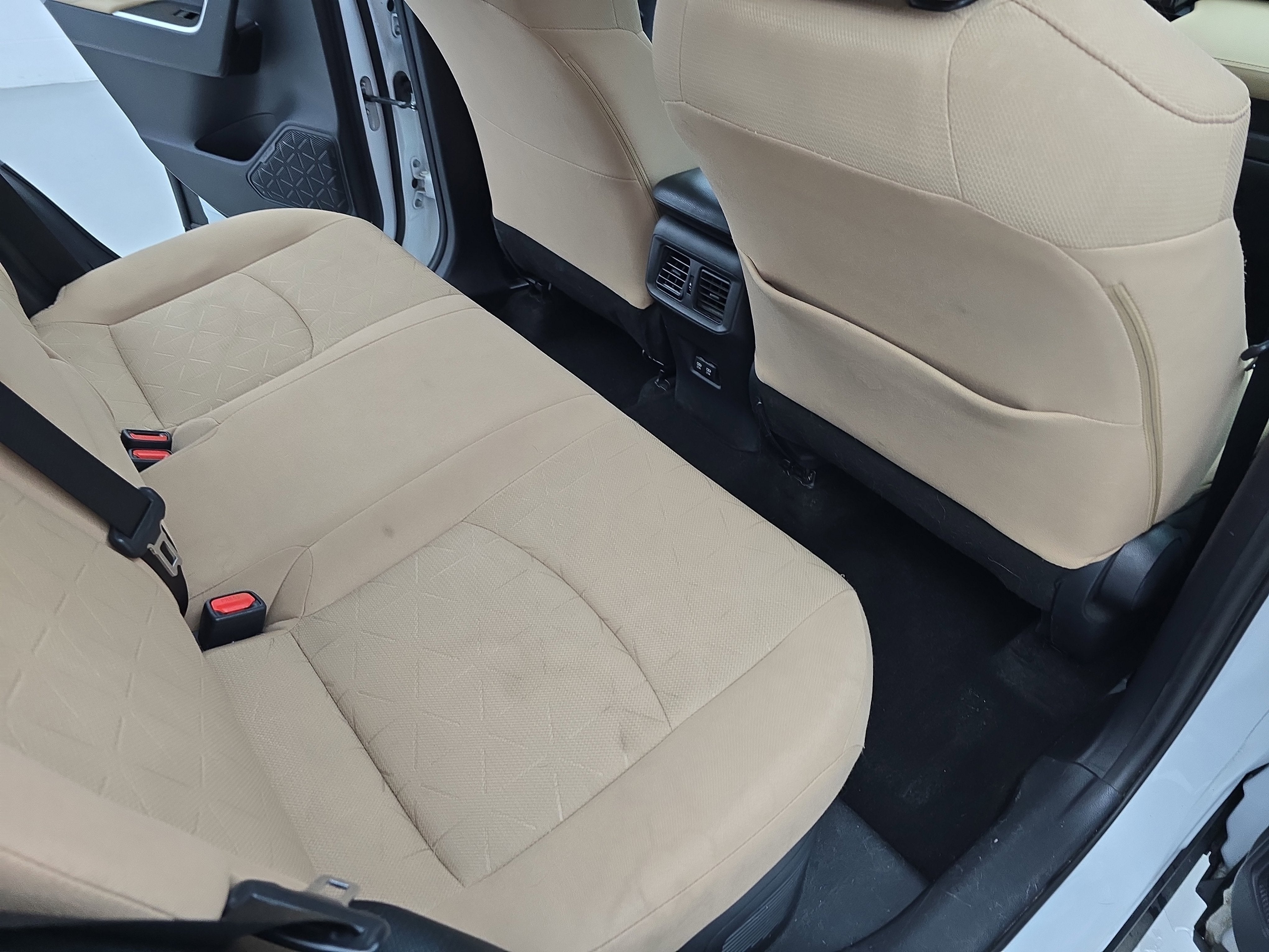 2019 Toyota RAV4 Hybrid XLE