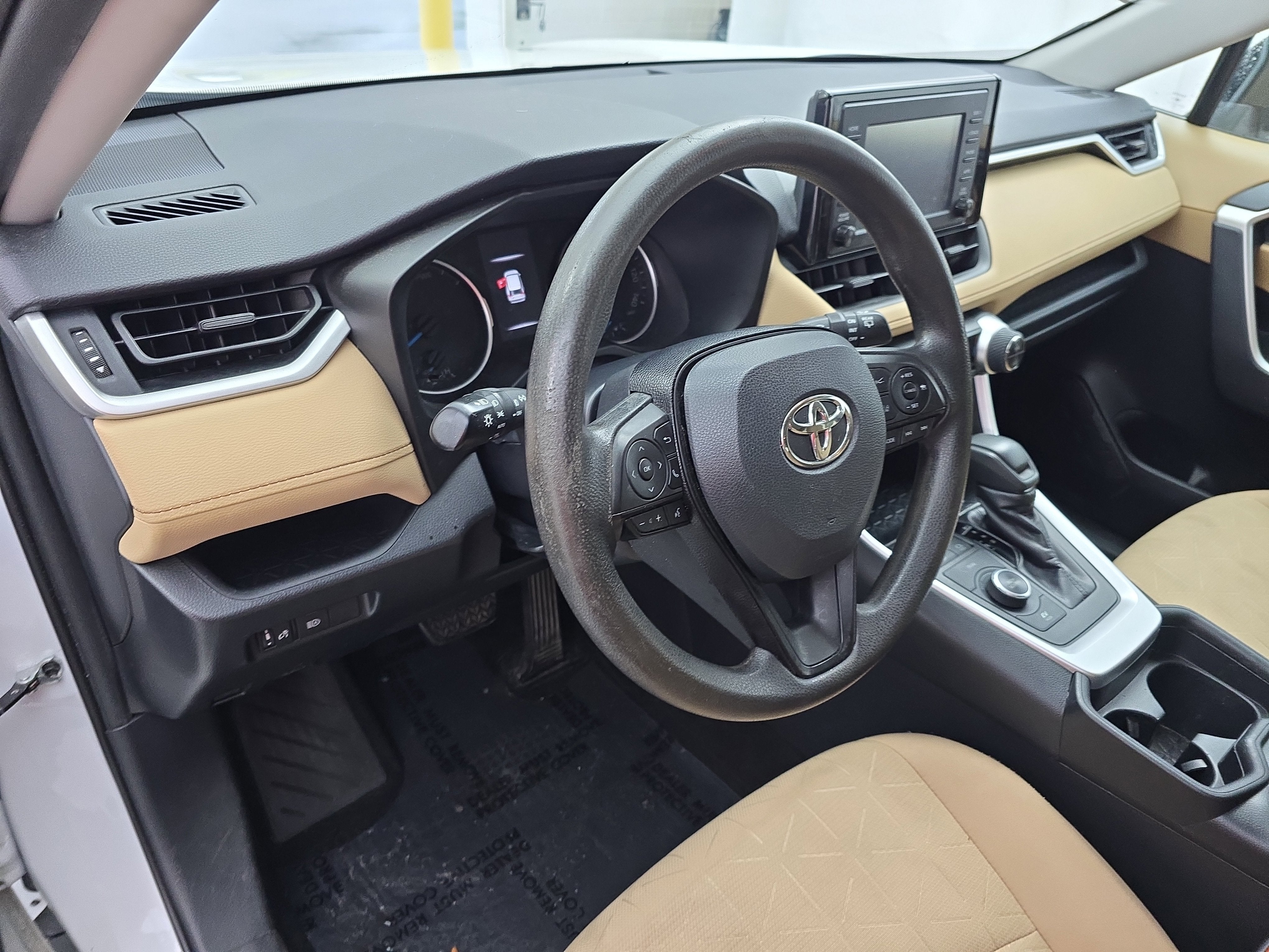 2019 Toyota RAV4 Hybrid XLE