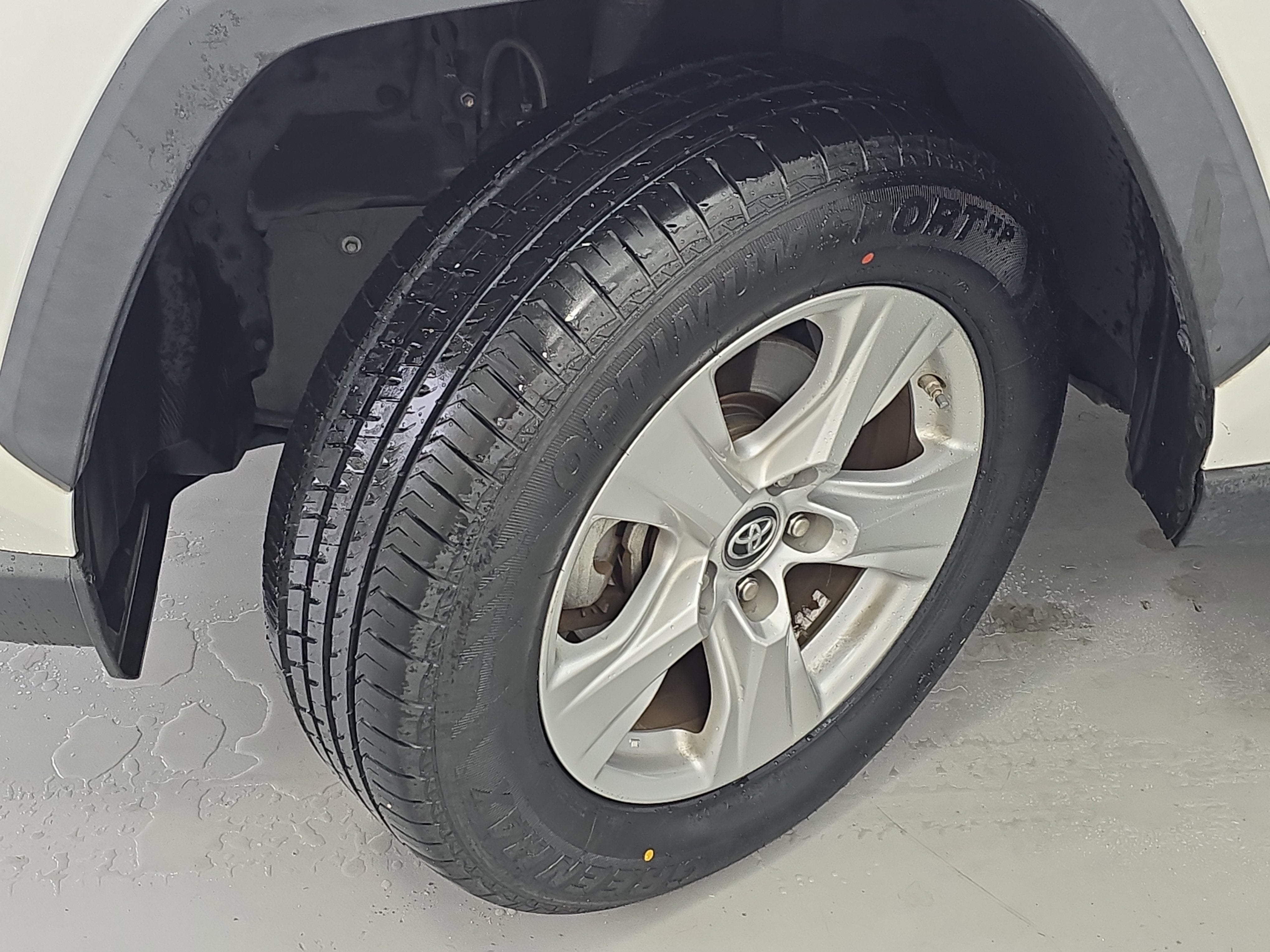 2019 Toyota RAV4 Hybrid XLE