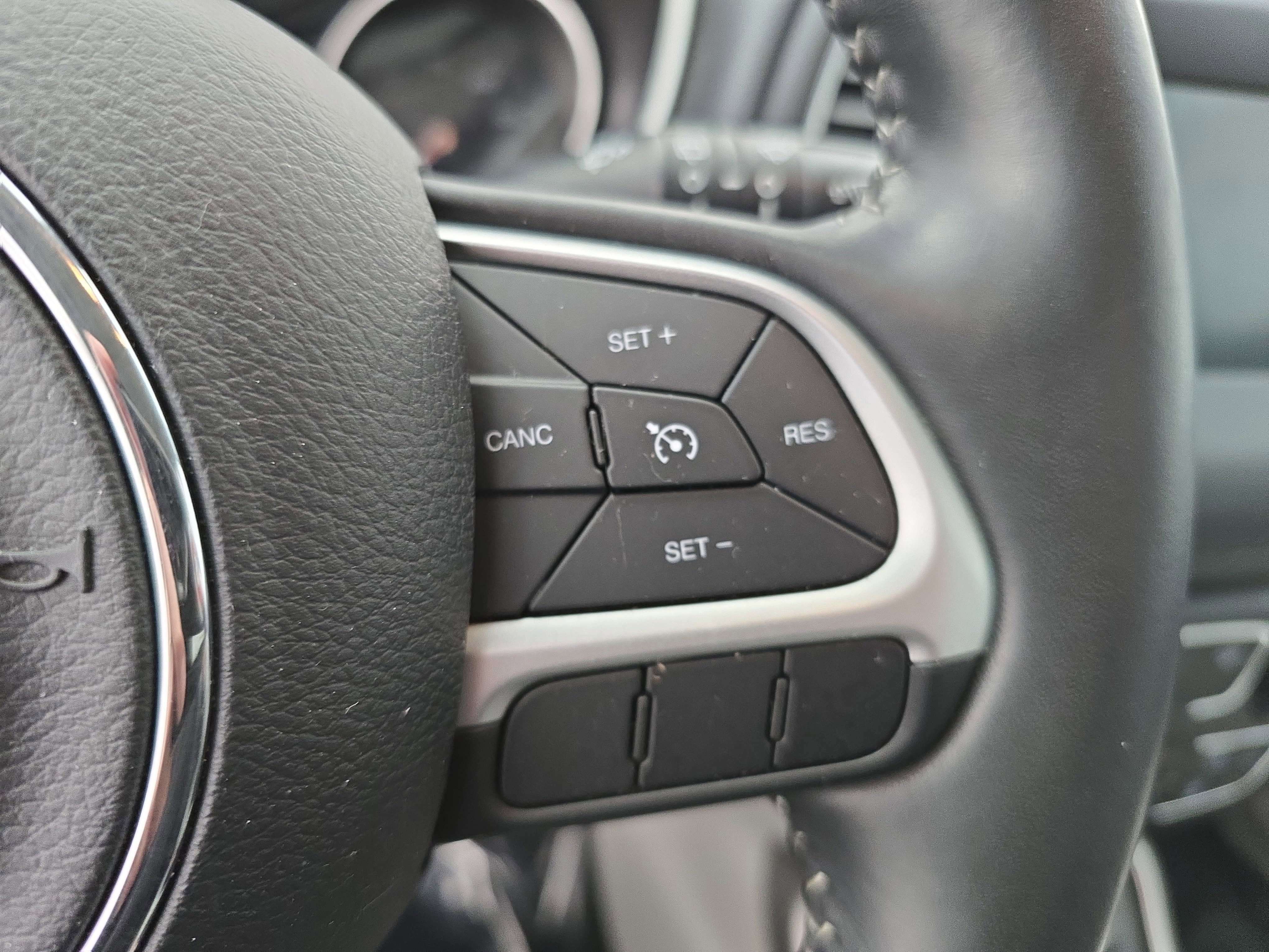 2019 Jeep Compass Latitude w/Sun/Wheel Pkg