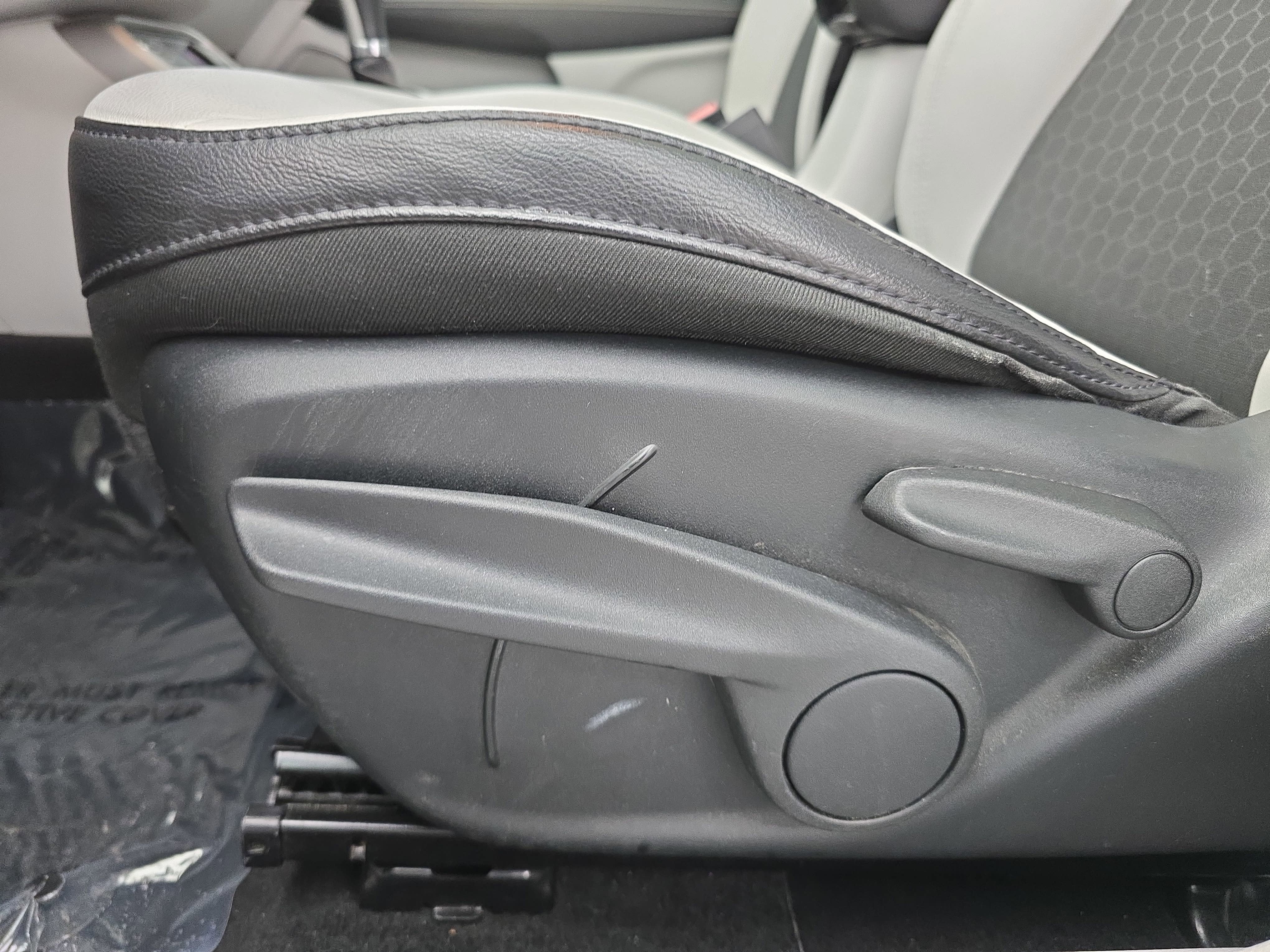 2019 Jeep Compass Latitude w/Sun/Wheel Pkg