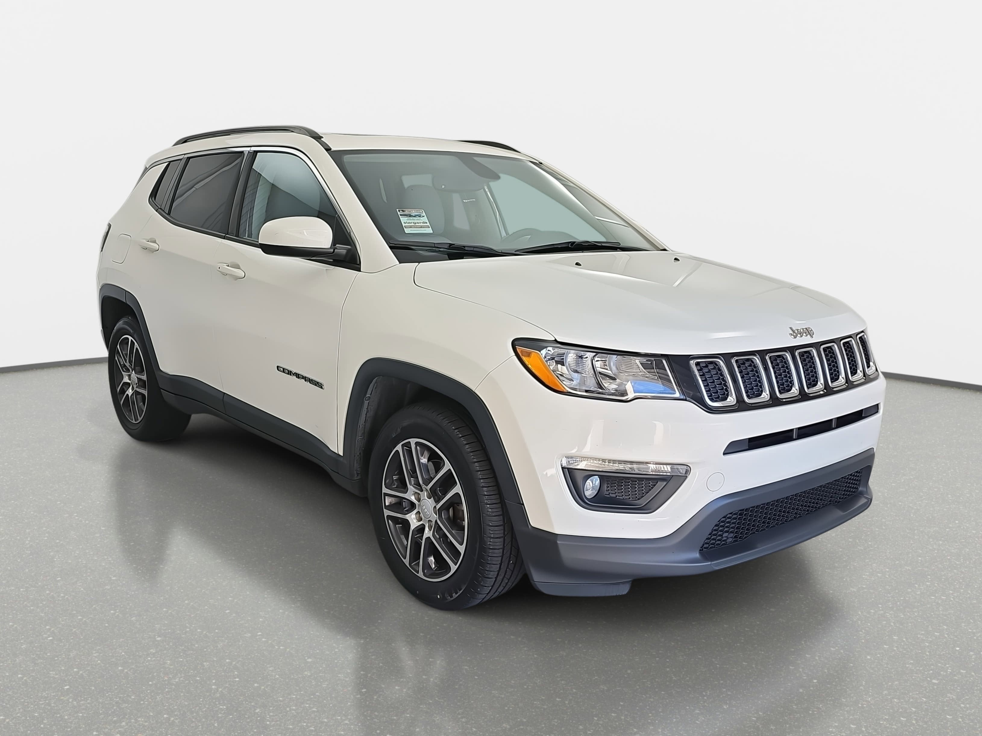 2019 Jeep Compass Latitude w/Sun/Wheel Pkg
