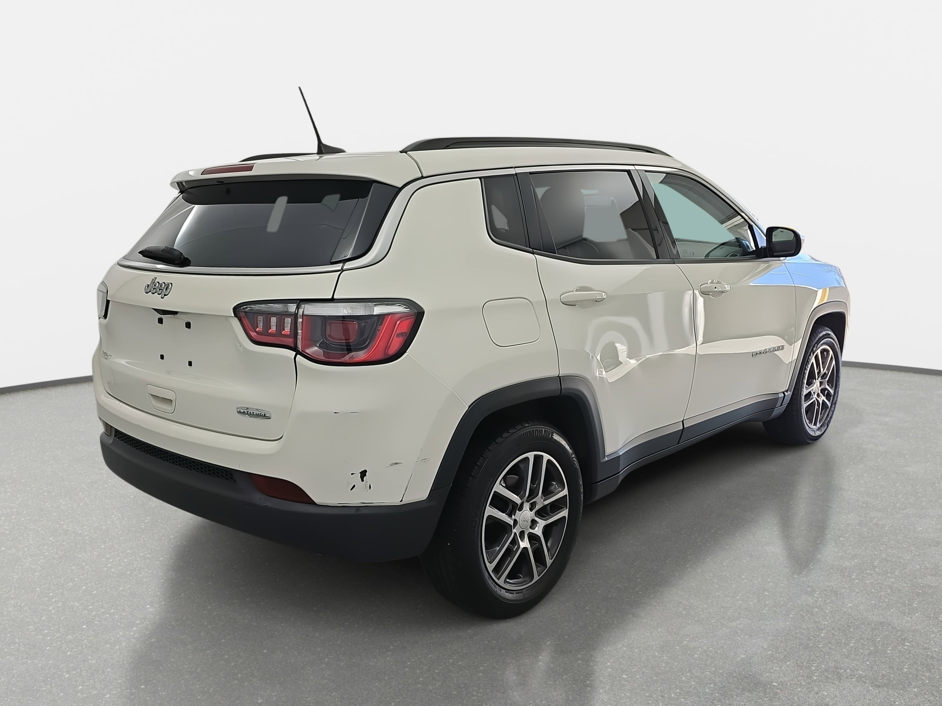 2019 Jeep Compass Latitude w/Sun/Wheel Pkg