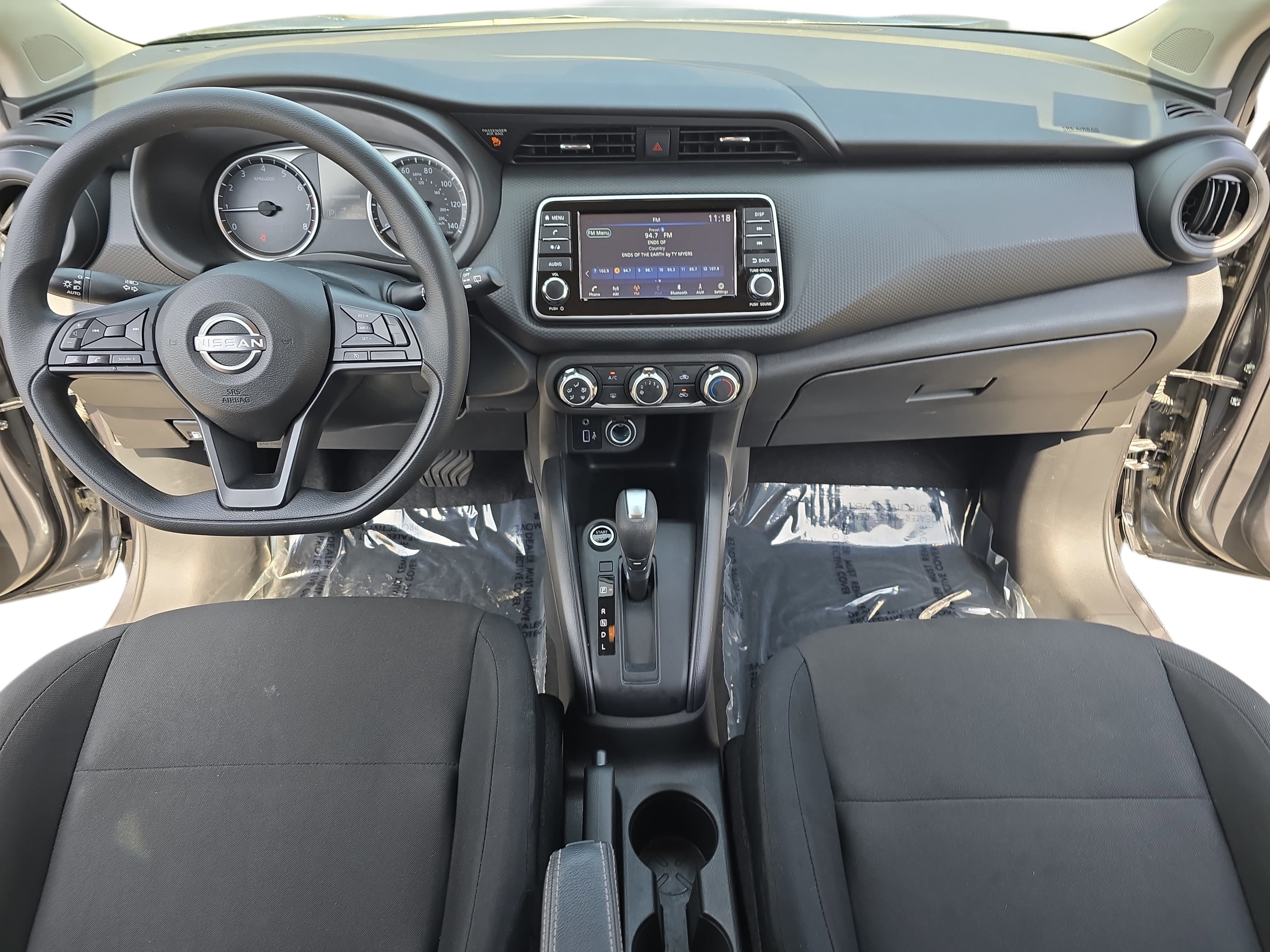 2025 Nissan Kicks Play S