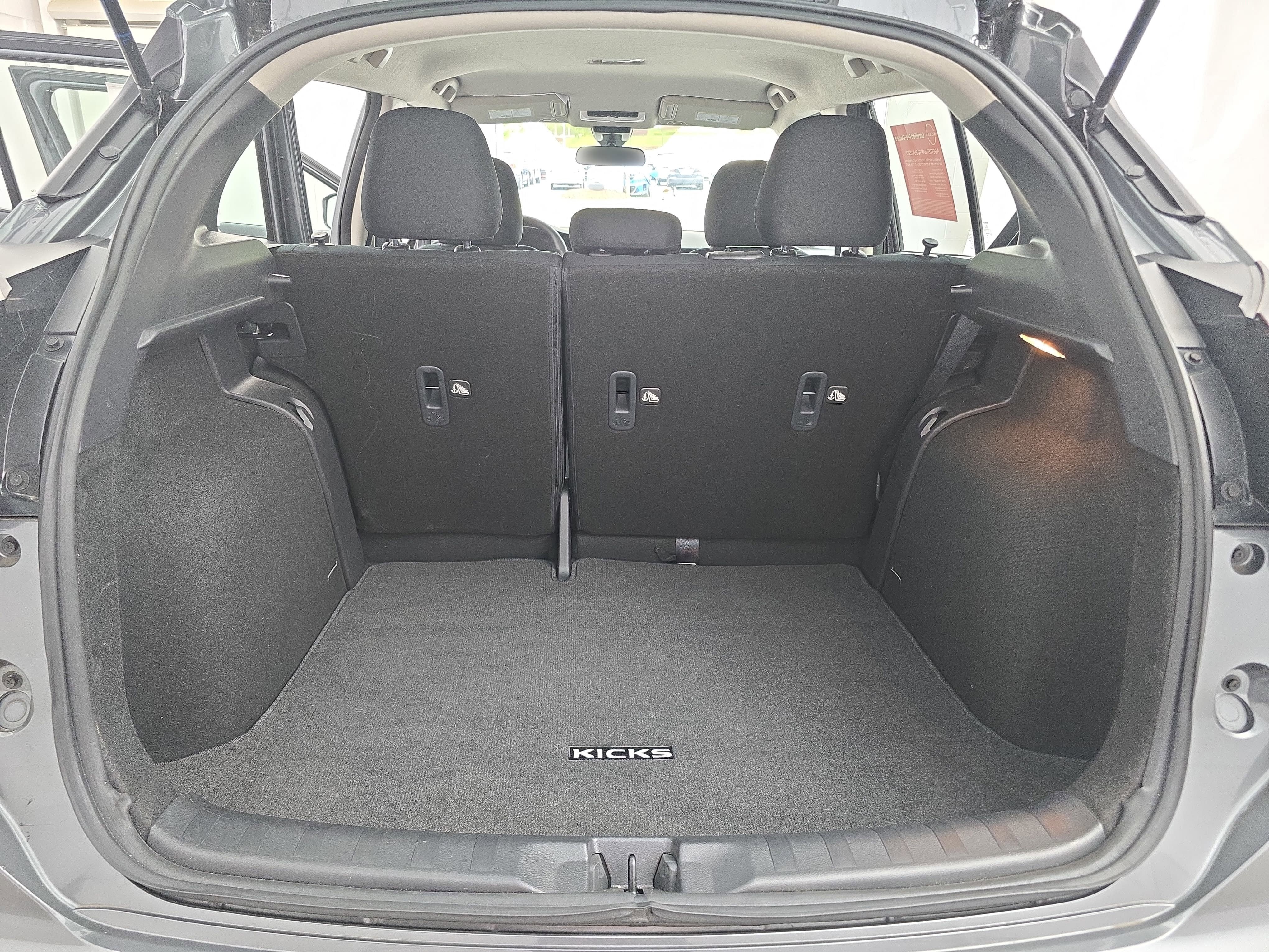 2025 Nissan Kicks Play S