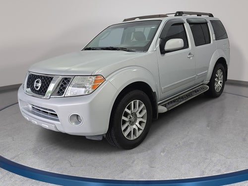 2010 Nissan Pathfinder LE