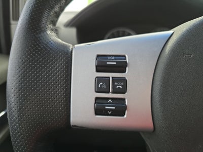 2010 Nissan Pathfinder LE