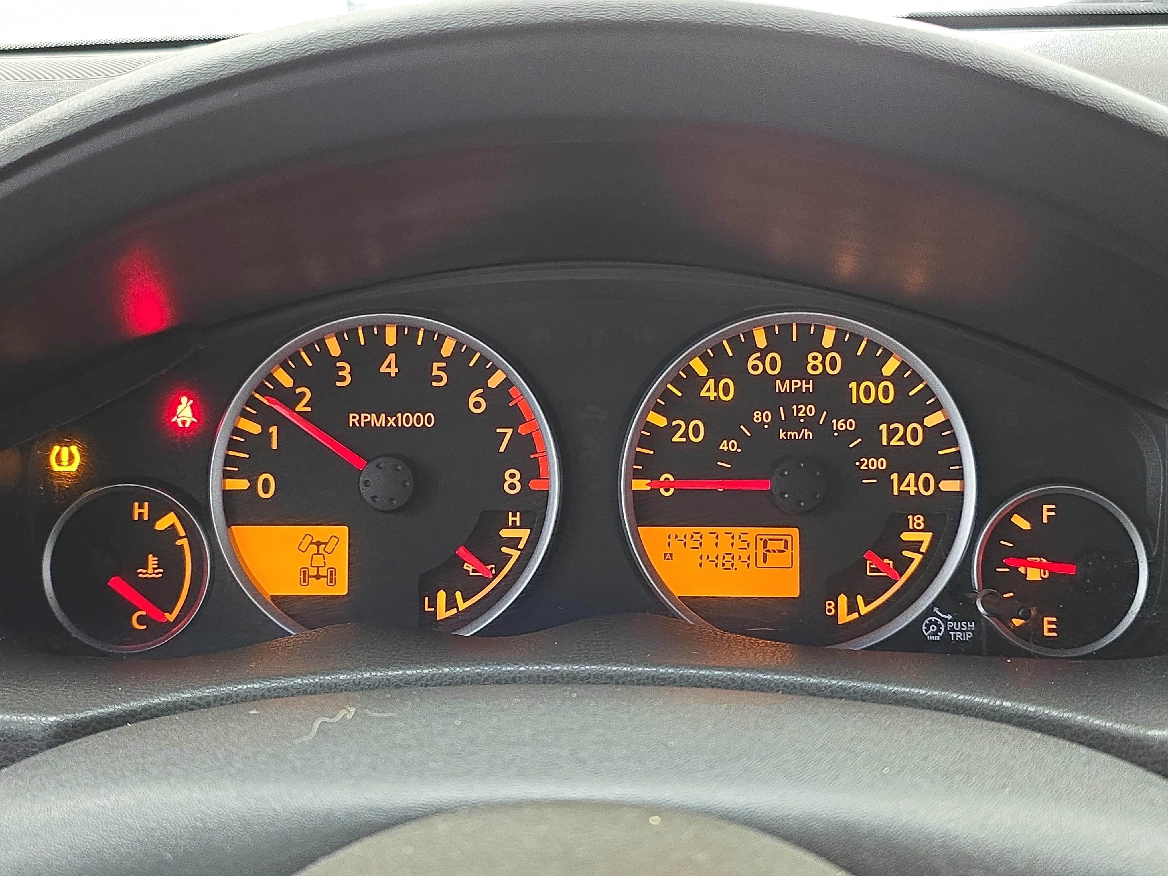 2010 Nissan Pathfinder LE