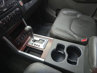 2010 Nissan Pathfinder LE