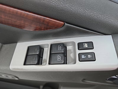 2010 Nissan Pathfinder LE