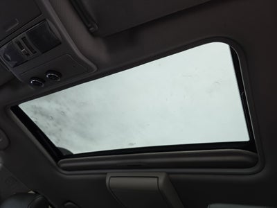 2010 Nissan Pathfinder LE
