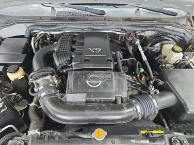2010 Nissan Pathfinder LE